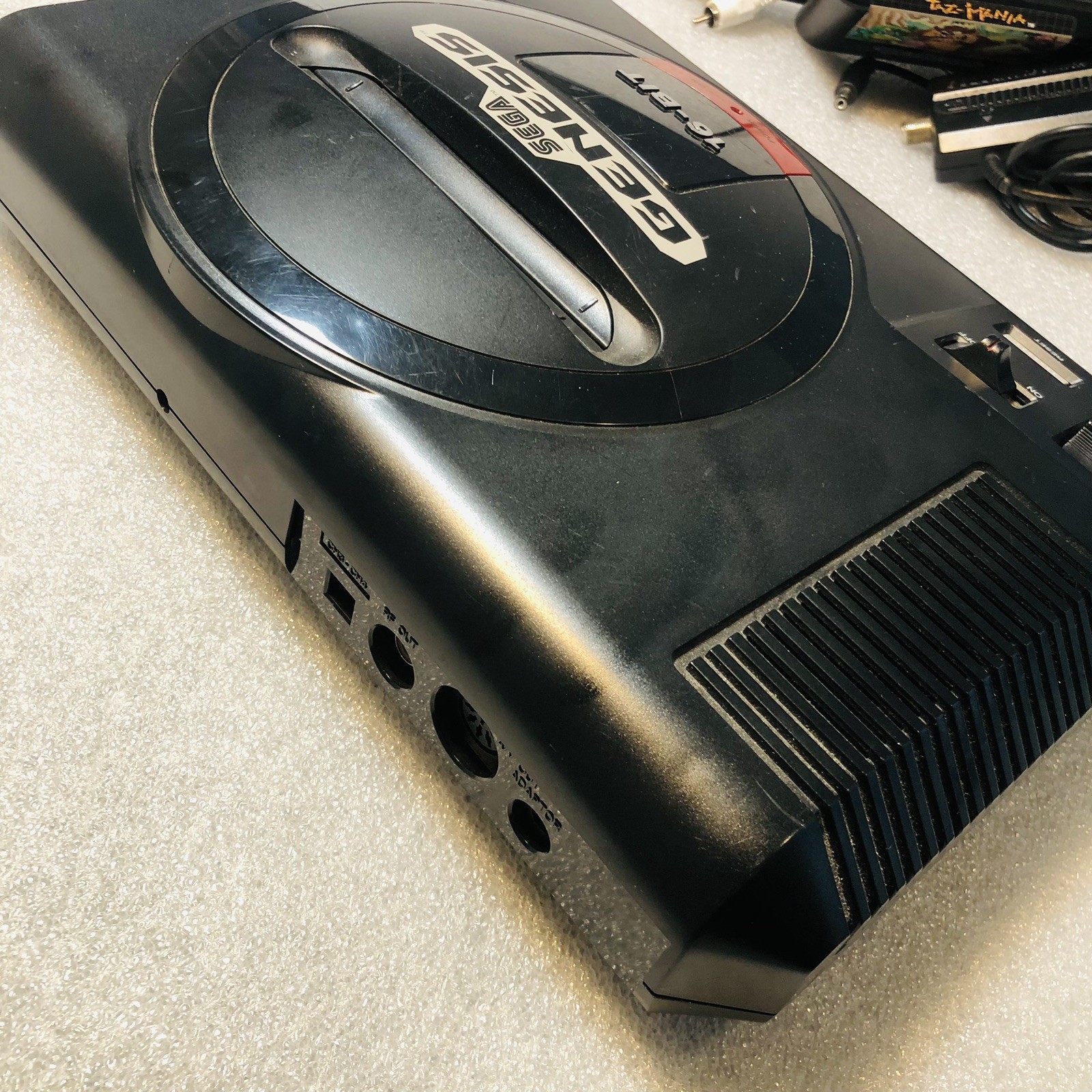 SEGA Genesis MK-1601 16-Bit Home Console Bundle w/ Controller & OEM Cable 1 game
