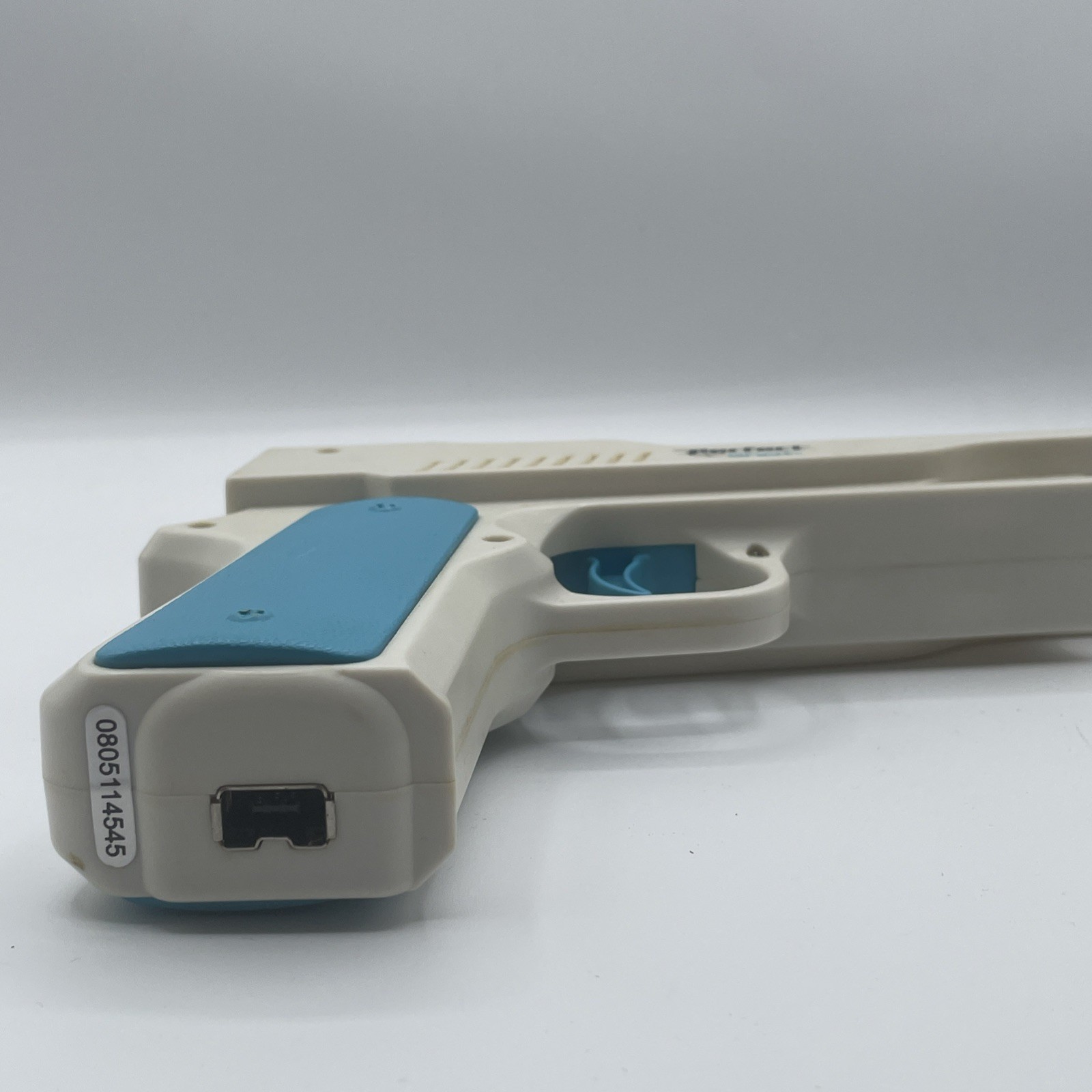nintendo wii console 1 Controller 2 Nunchucks Charging Stations Wii Gun Read Des
