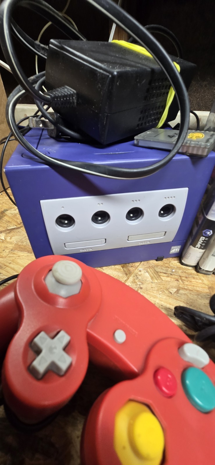 Nintendo GameCube Gaming System Bundle – Indigo 22 Games With Extras