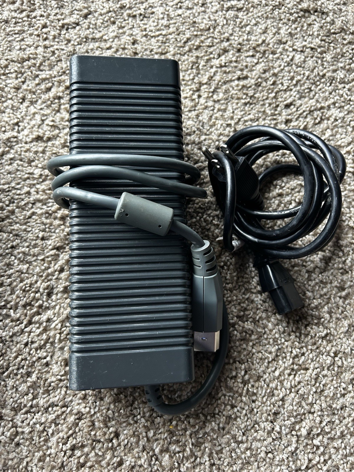 Microsoft Xbox 360 Pro 20GB Home Console – B4J00107