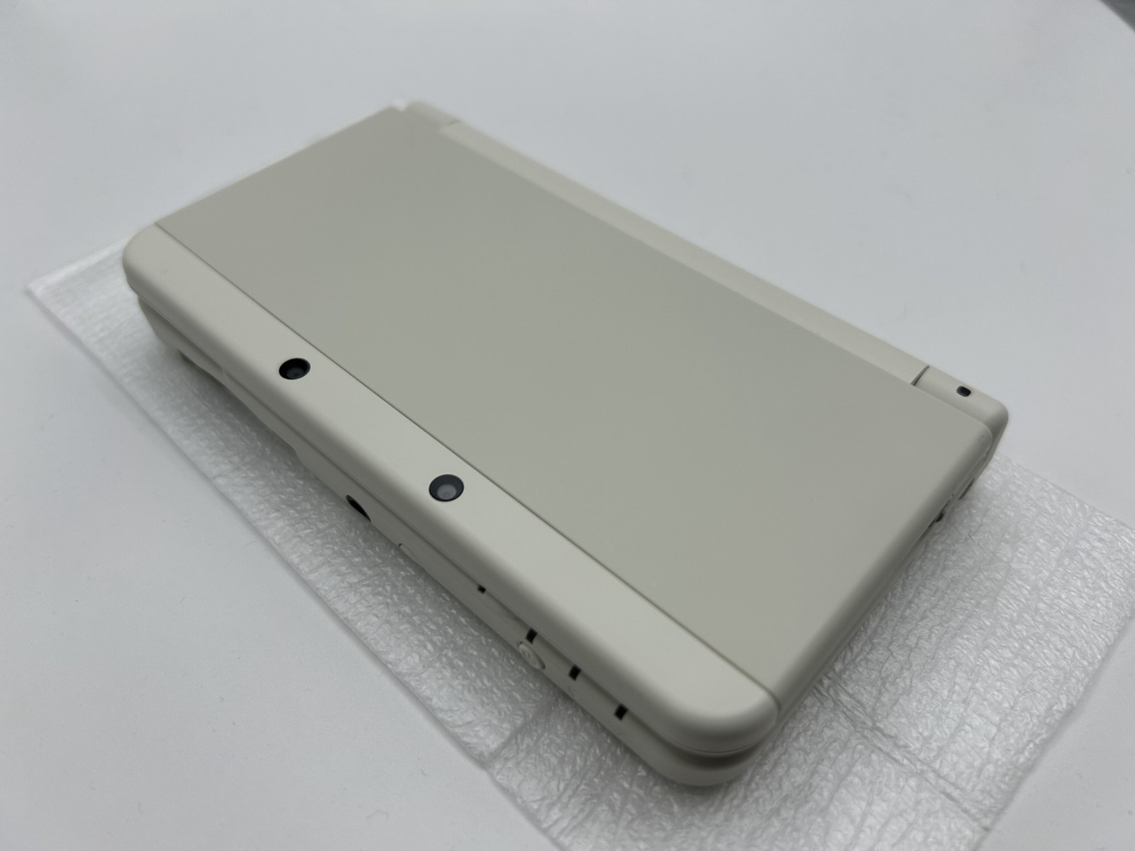 [S-rank] New Nintendo 3DS console White with Charger/Stylus/Box Instructions
