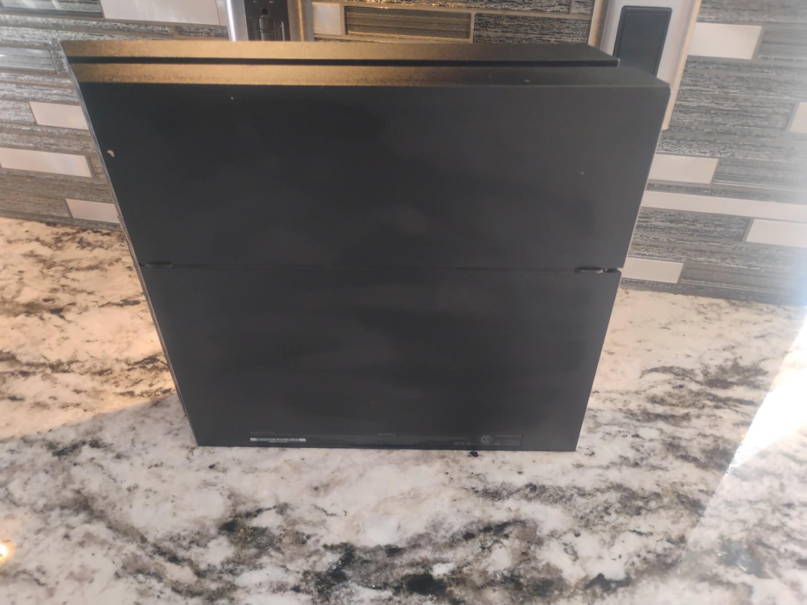 Sony PlayStation 4 – 500GB – With Controller – Tested And Working