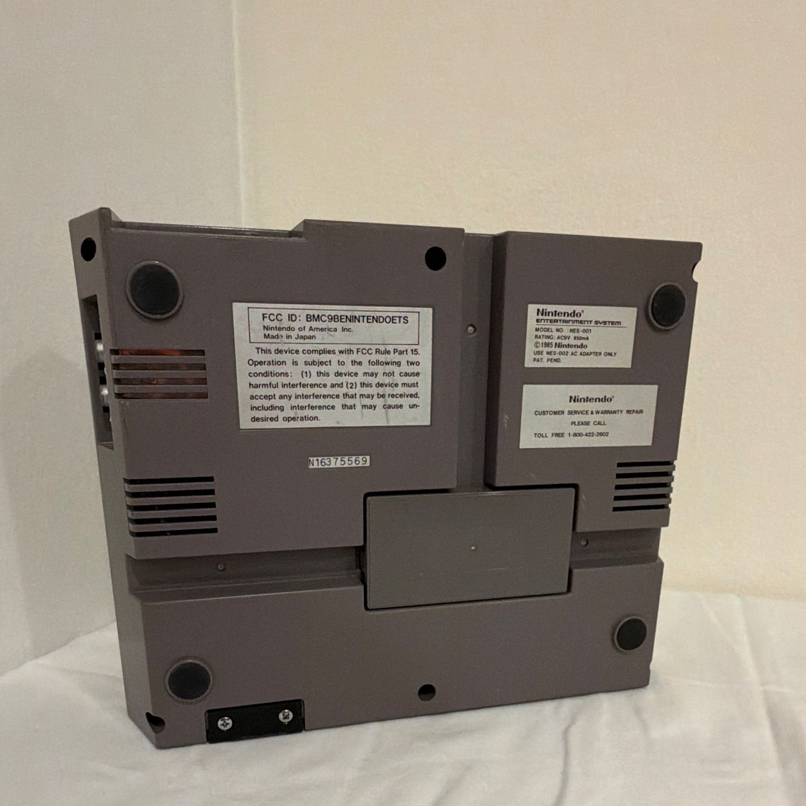 Nintendo Entertainment System NES-001 Gray Home Console w/ Composite RCA