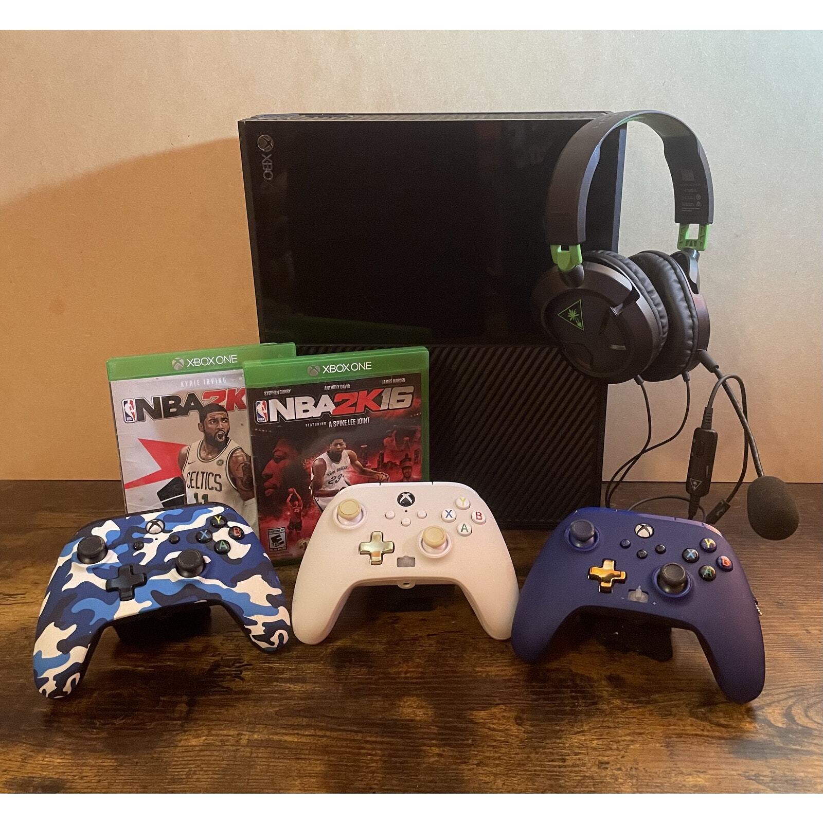 Complete Xbox One Bundle – Excellent Condition, 500GB HDD, NBA 2K16 & 2K18