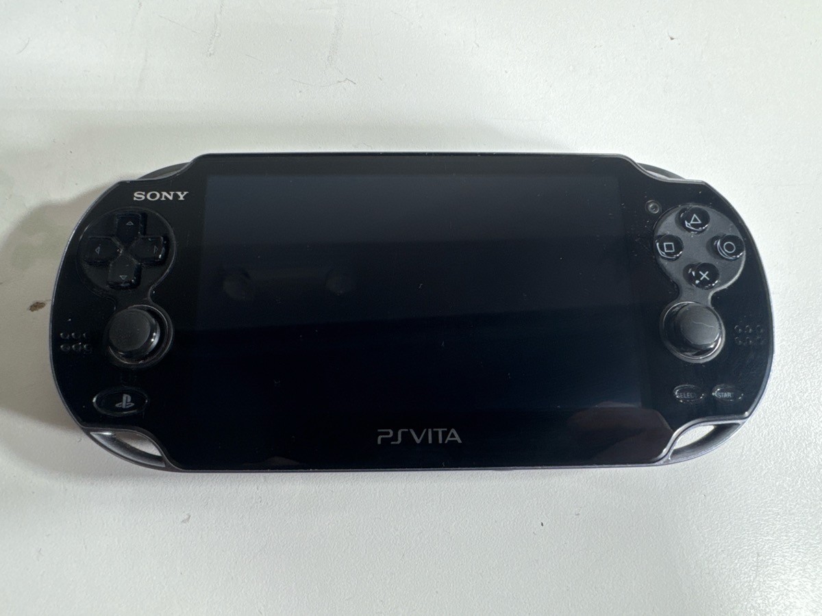 SONY PS VITA W/BAG+CHRGR (P17030107)