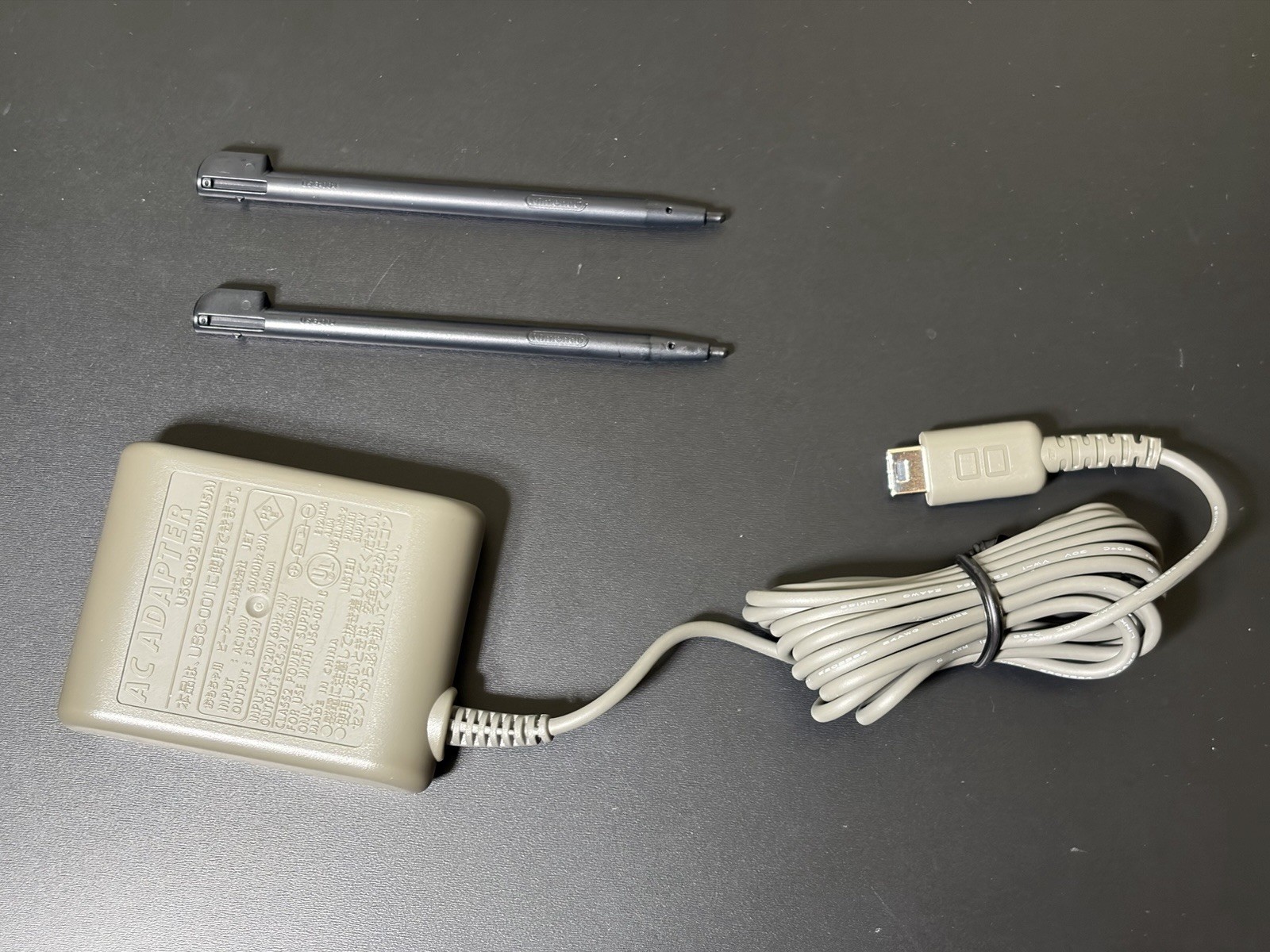 Nintendo DS Lite Handheld Game Console Onyx Black Complete Near Mint