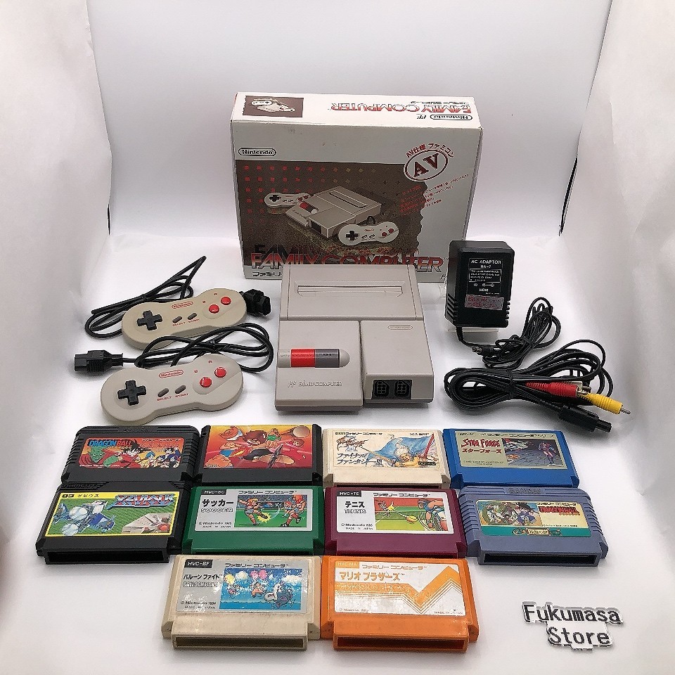 Nintendo New Famicom Console AV HVC-101 Box Bundle Games Japan NES Tested
