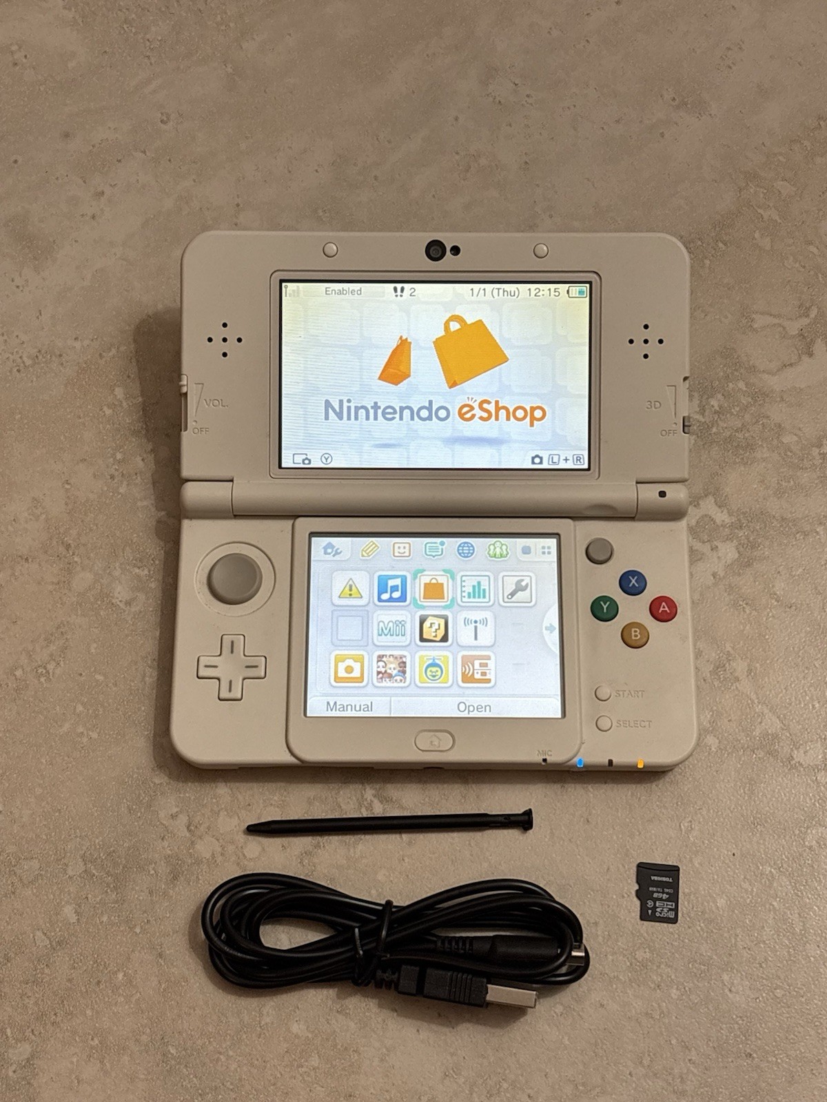 Nintendo New 3DS White Edition Handheld System Console With Charger USA Seller