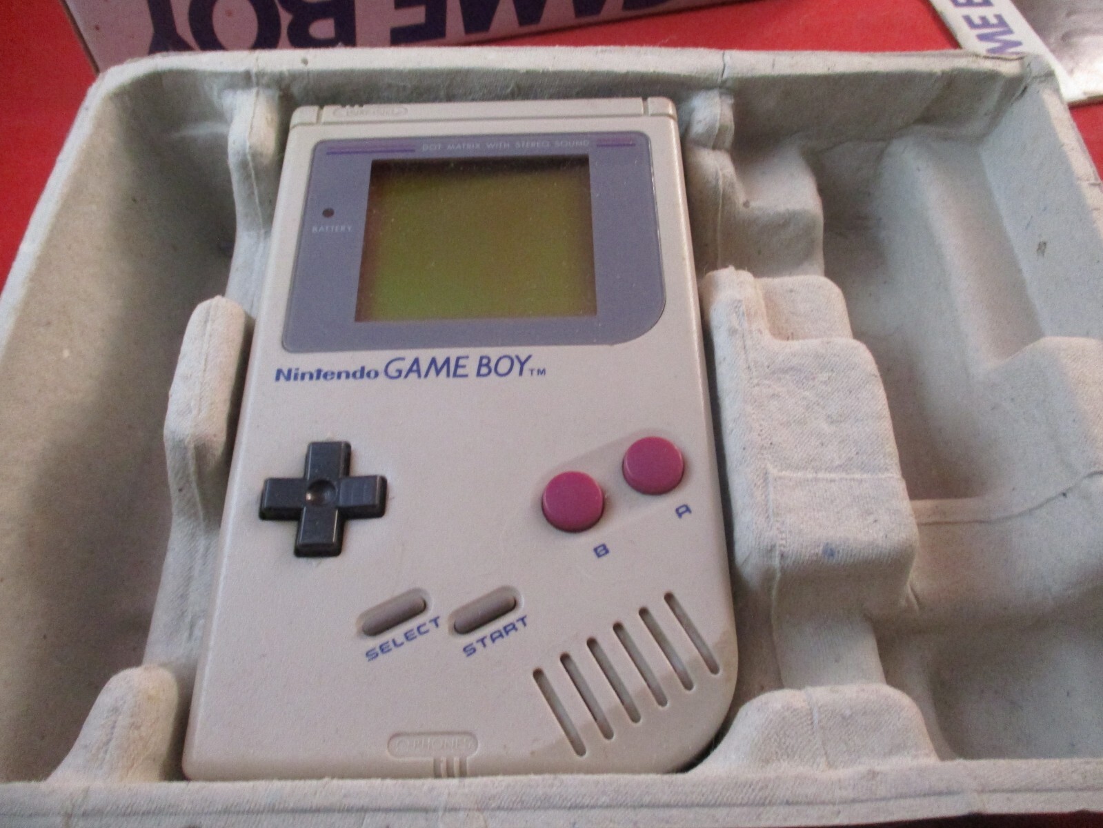 Original Nintendo Game Boy Console System Near Complete w/ Box manual Tetris