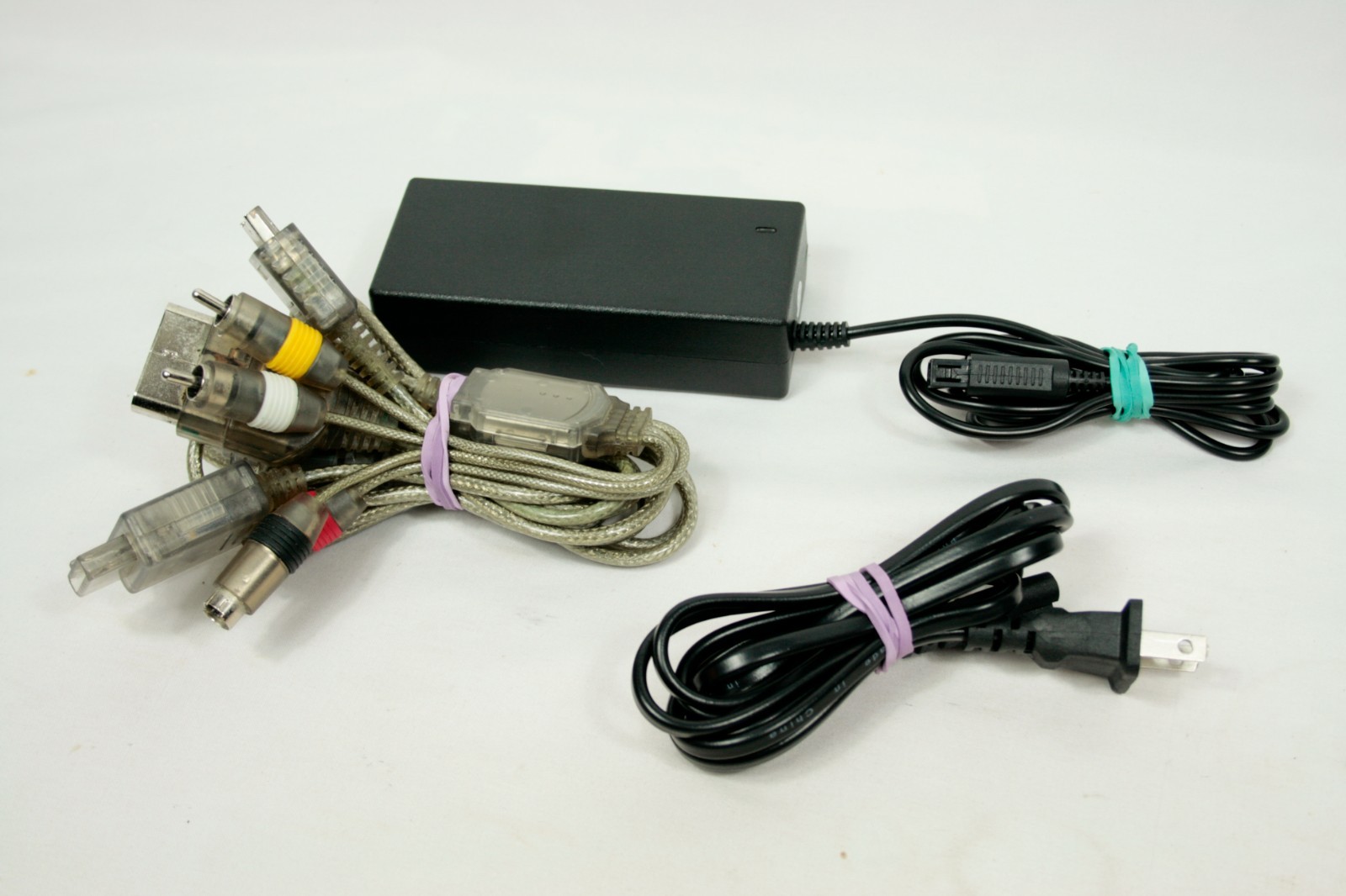 Nintendo GameCube Console Bundle DOL-101 Silver with Controller FAST SHIPPING