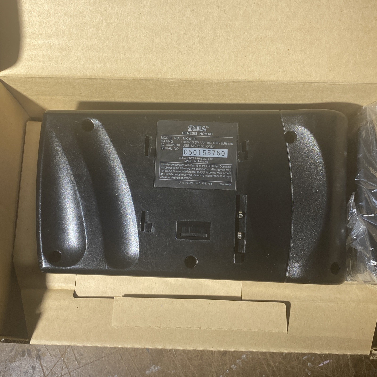 NEW Sega Nomad System (MK-6100) GENESIS HANDHELD- Great Conditon!