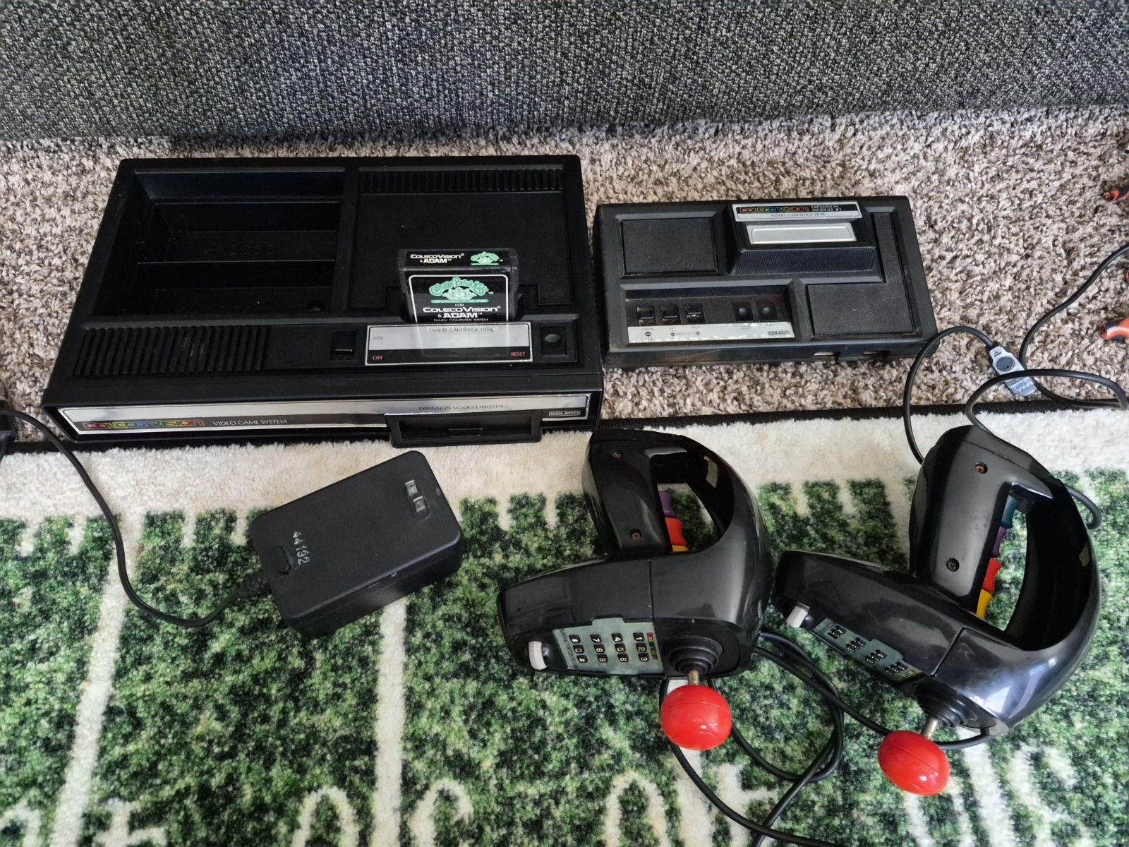 Colecovision Console Bundle Lot Controllers Cords Works Loads Games READ ALL