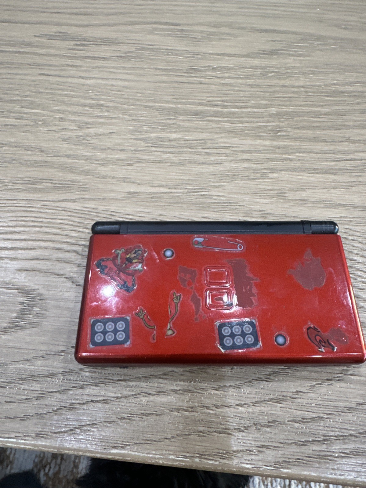 NINTENDO DS LITE USG-001 RED BLACK HANDHELD SYSTEM CONSOLE *FOR PARTS OR REPAIR*
