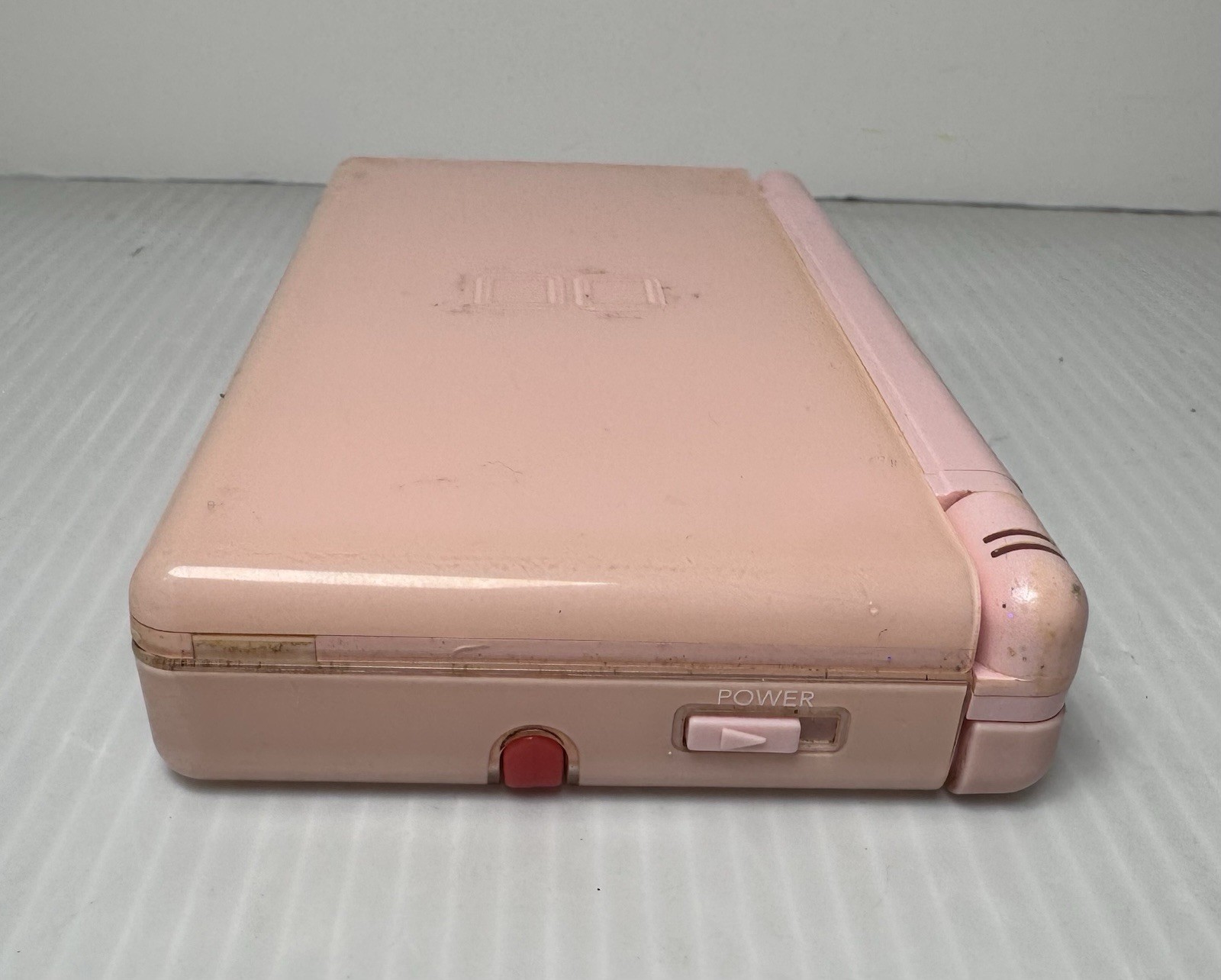 Nintendo DS Lite Metallic Rose Pink Handheld Game Console Charger Stylus & Case