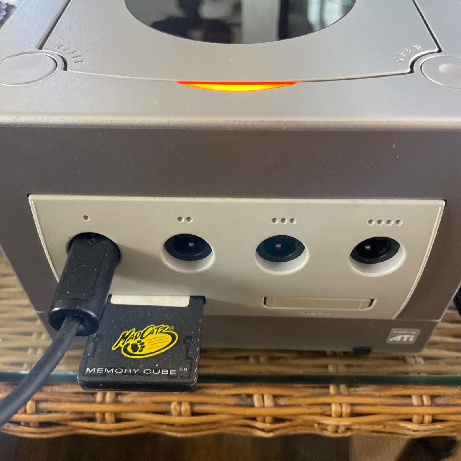 Nintendo GameCube DOL-101 Gaming System SILVER Console 1 Controller Bundle