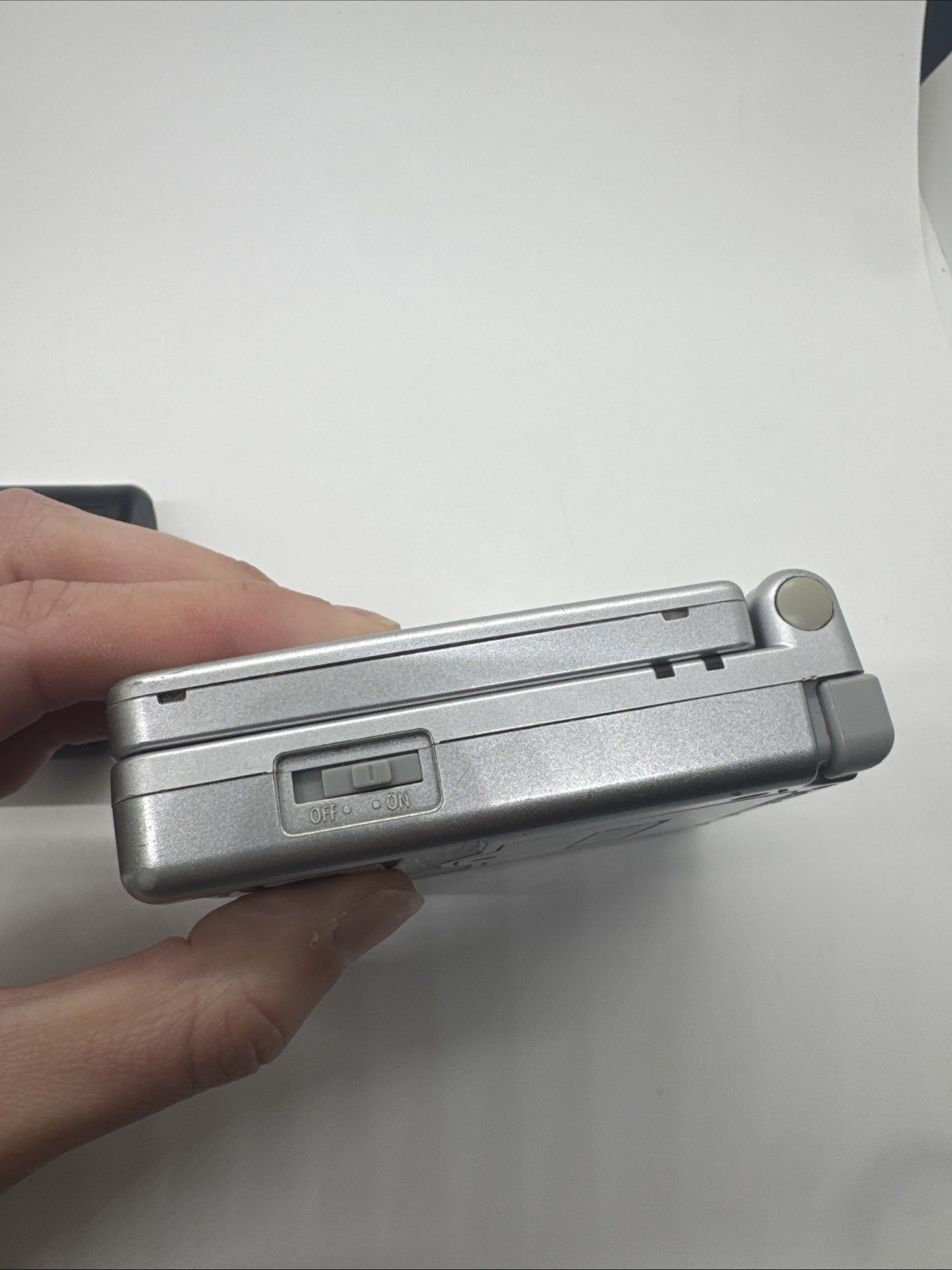 Nintendo Game Boy Advance SP Handheld System AGS-001 – Silver with Charger