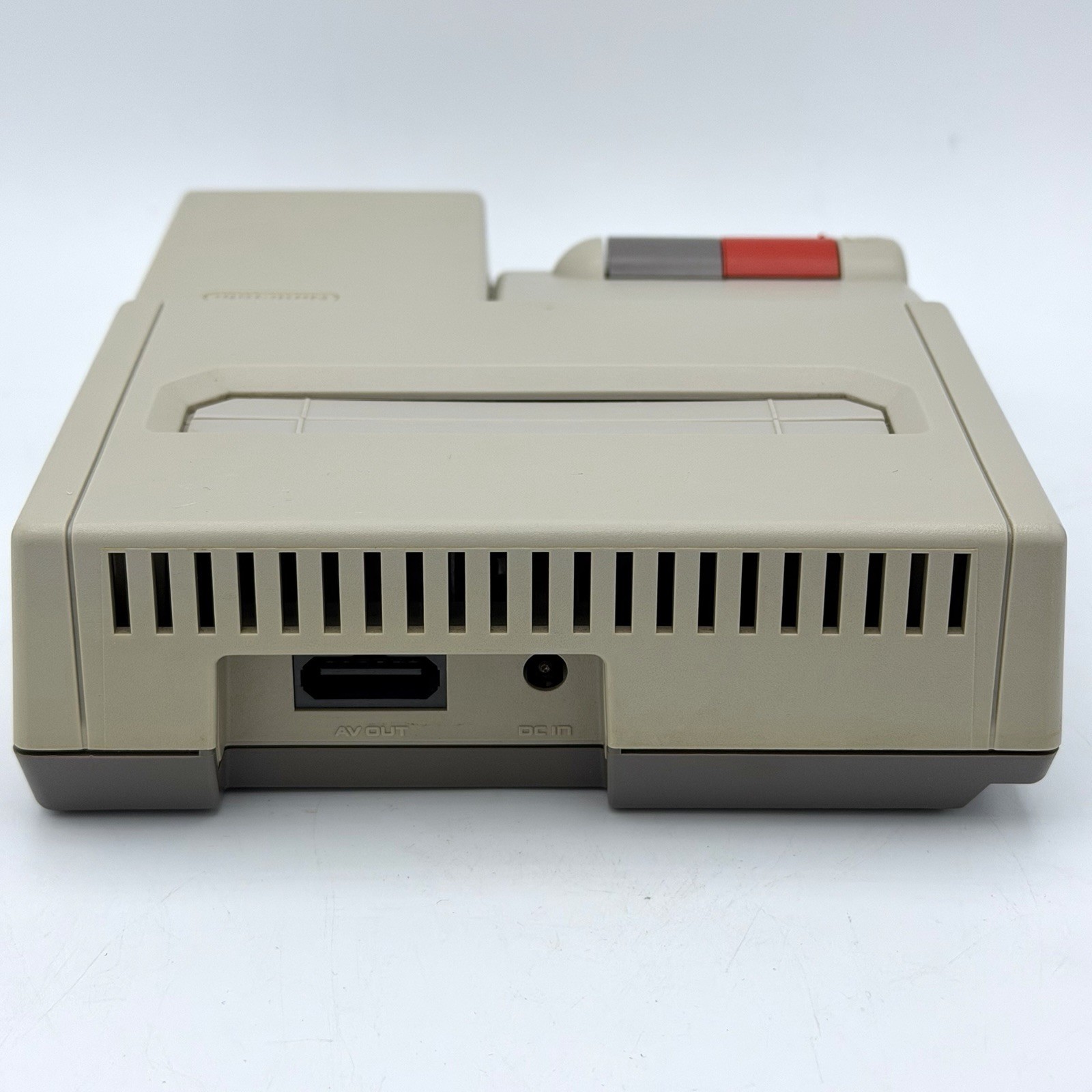 Nintendo Famicom AV Top Loader Family Computer Console OEM + Dog Bone Controller