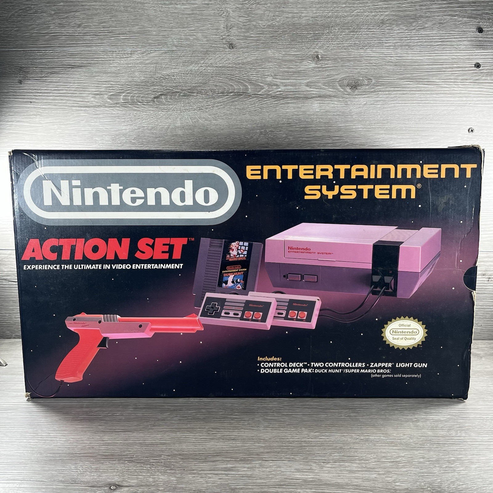 Nintendo NES Action Set Complete In Box Inserts Mario/Duck Hunt Tested