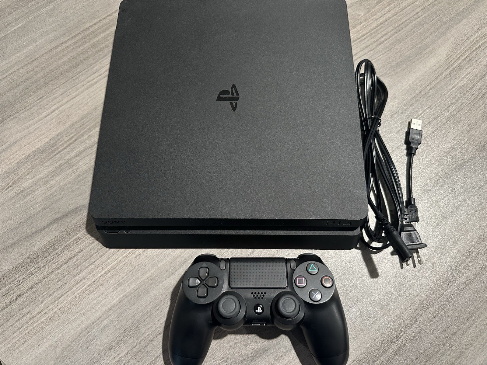 Sony PlayStation 4 Slim PS4 CUH-2015A 500GB Black Video Game System Console