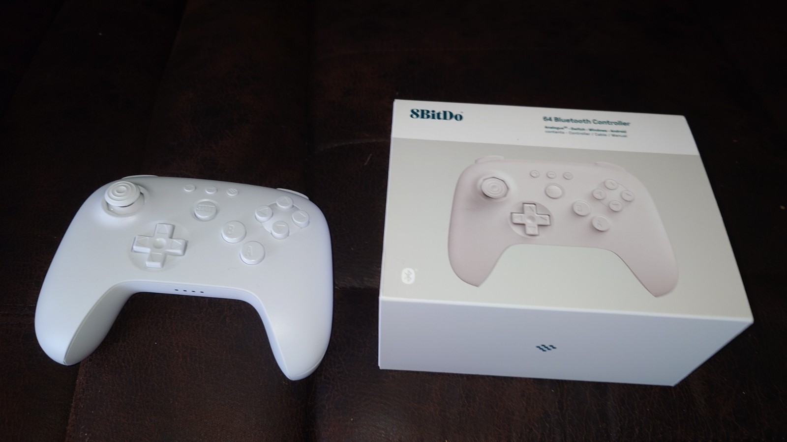 Analogue 3D + 8Bitdo N64 Bluetooth Controller