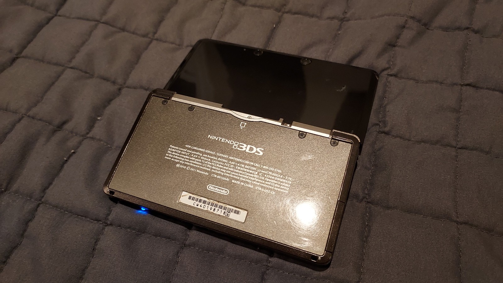 Nintendo 3DS Handheld System (2011) Cosmo Black WORKING TESTED 2GB