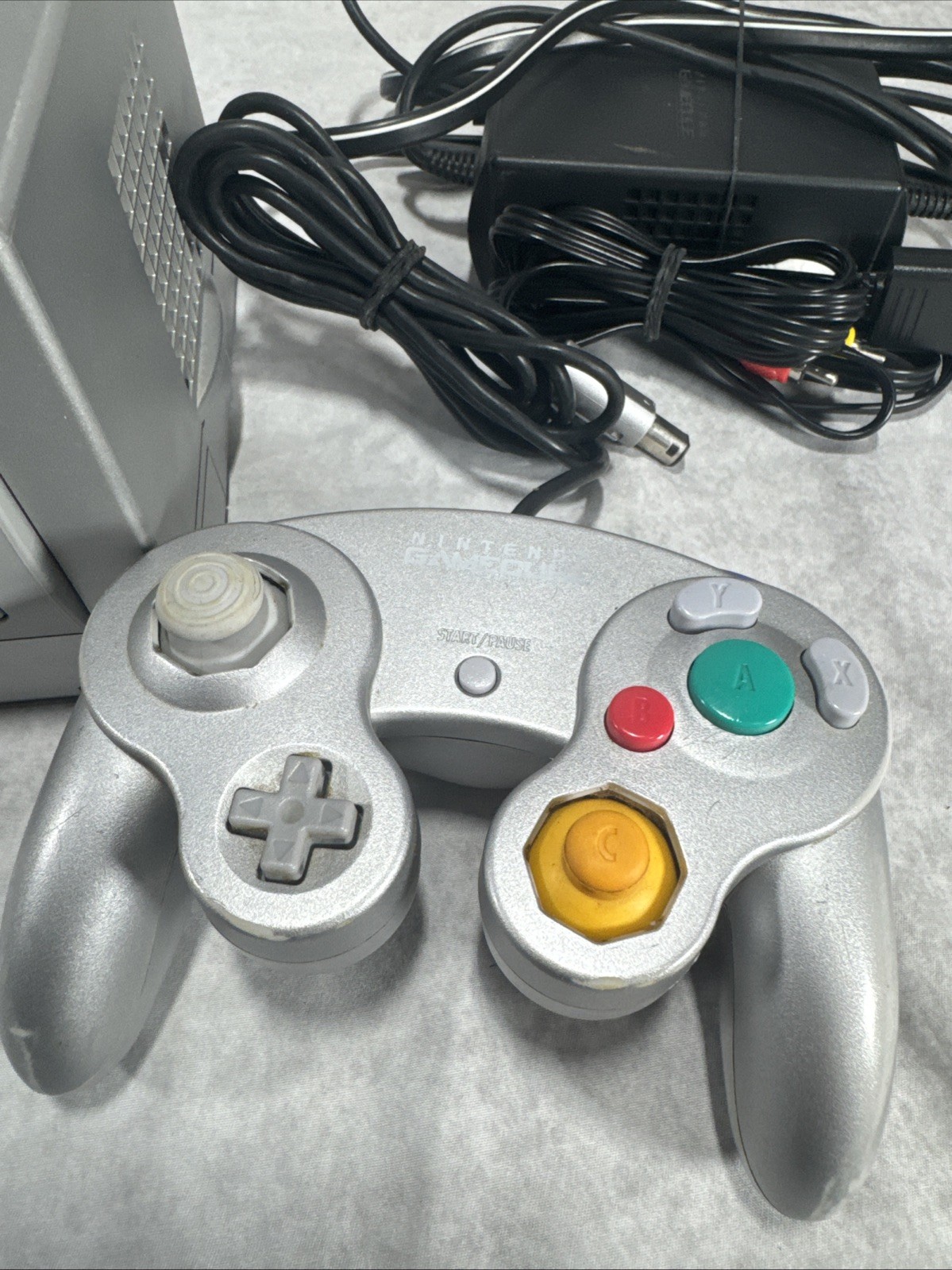 Nintendo GameCube Video Game Console DOL-101 Silver OEM Power and Controller