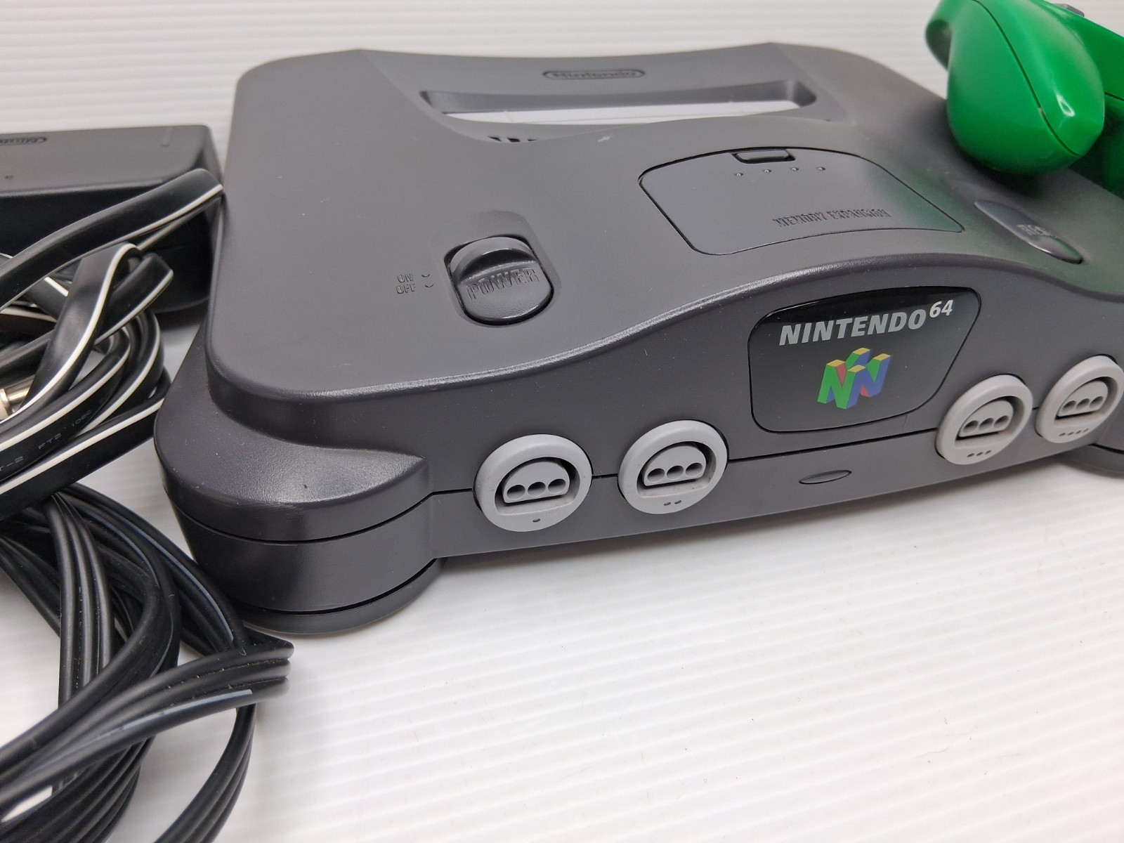 Nintendo N64 NUS-001 Black Console With OEM Green Controller & Cords Tested