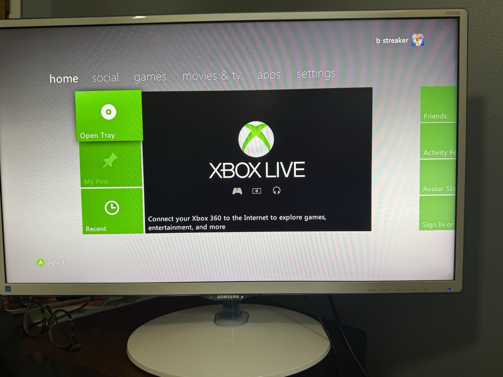 Xbox 360 Console 60GB HDD – Power Cable + Controller