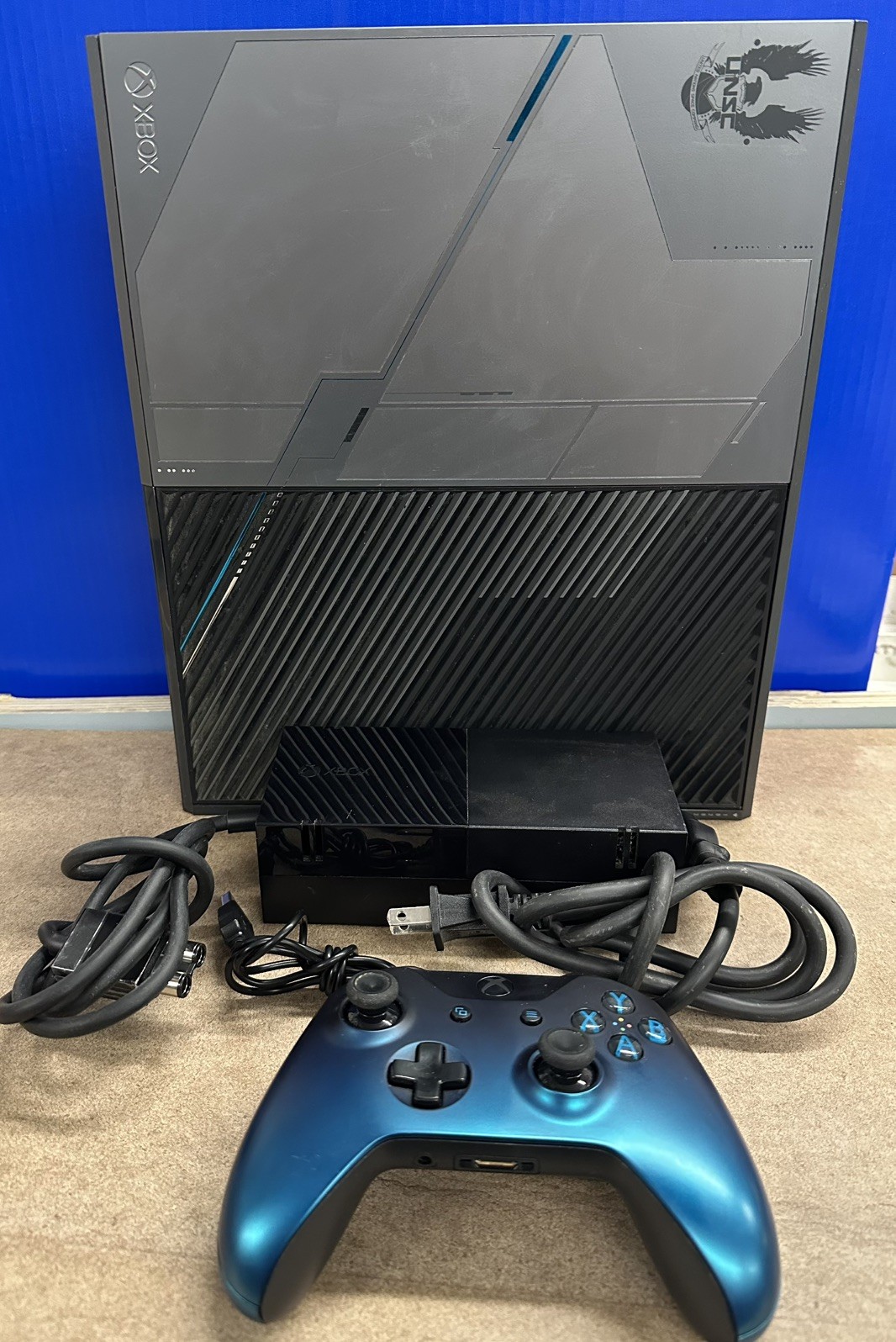 Microsoft Xbox One 1TB Console – Halo 5 Guardians Limited Edition