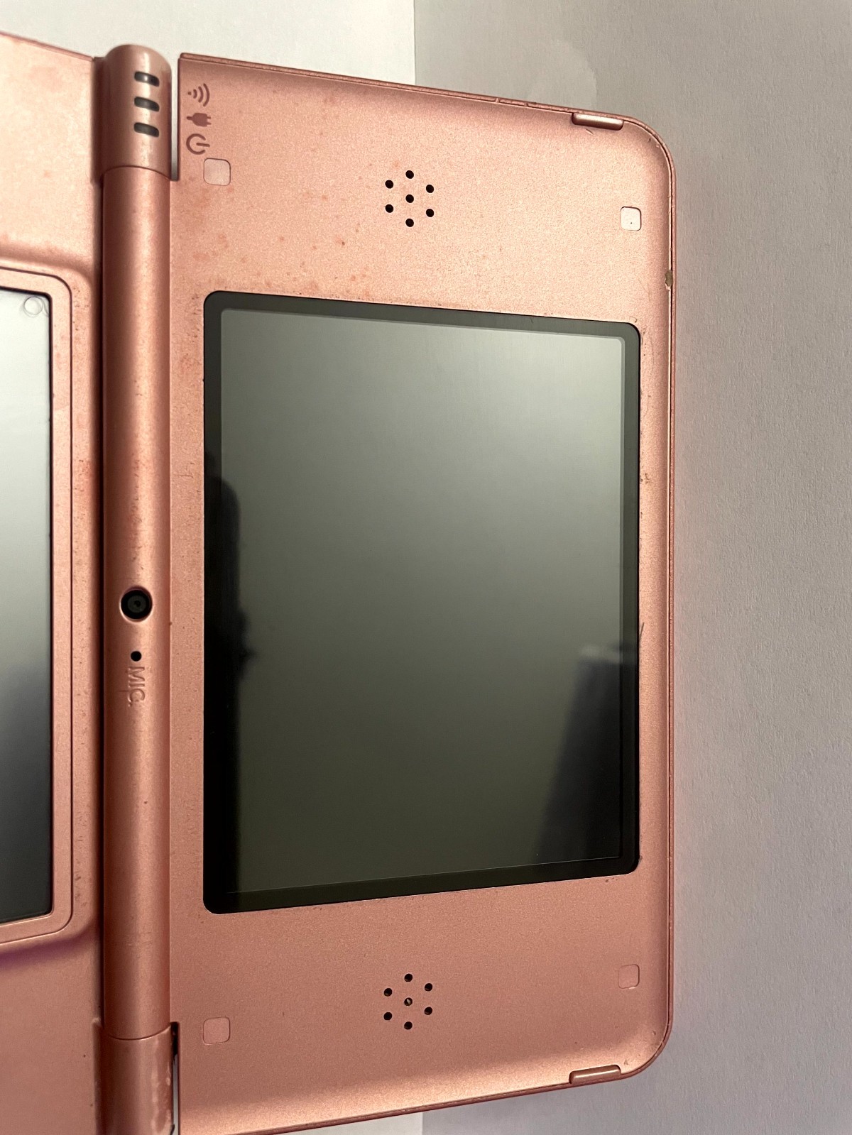 WORKING! Nintendo DSi XL Metallic Rose Pink UTL-001: NO STYLUS SD CARD CHARGER!