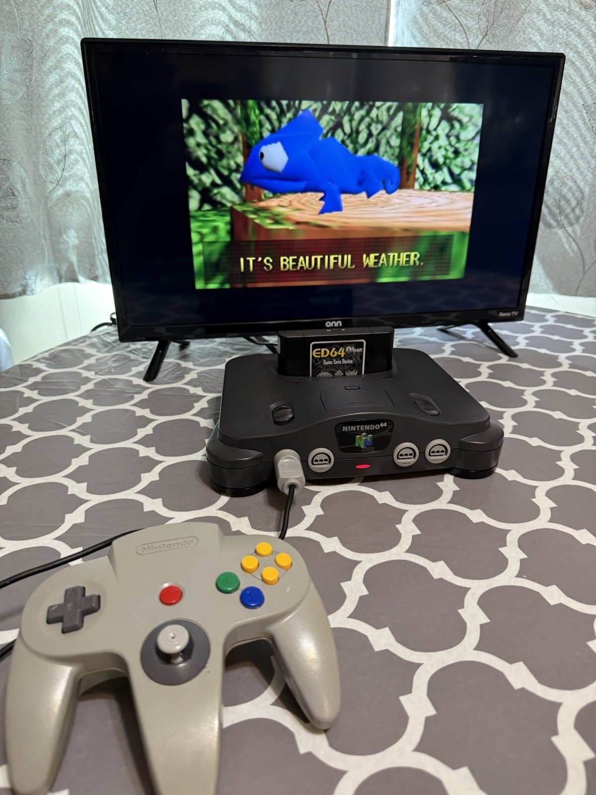 Nintendo 64 N64 Console Black/Gray NTSC-U/C w/ Controller, hookups & Jumper Pak
