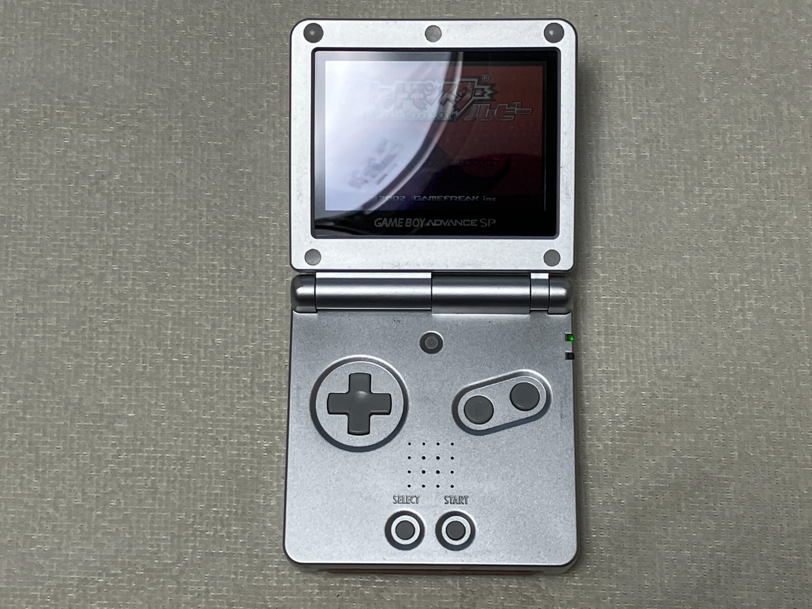 Nintendo Gameboy Advance SP Silver Console w/Box Charger Manual NTSC-J 9933