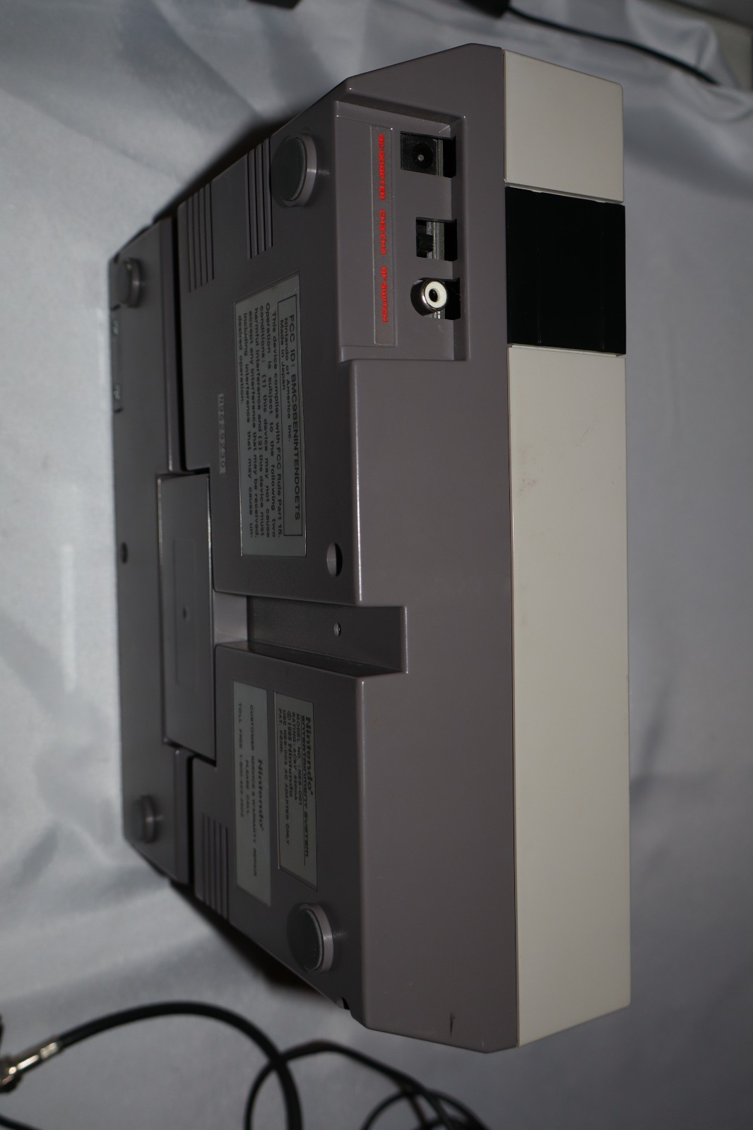 Nintendo NES Console 2 controllers A/V cord On Red Blinking Light Repair Parts