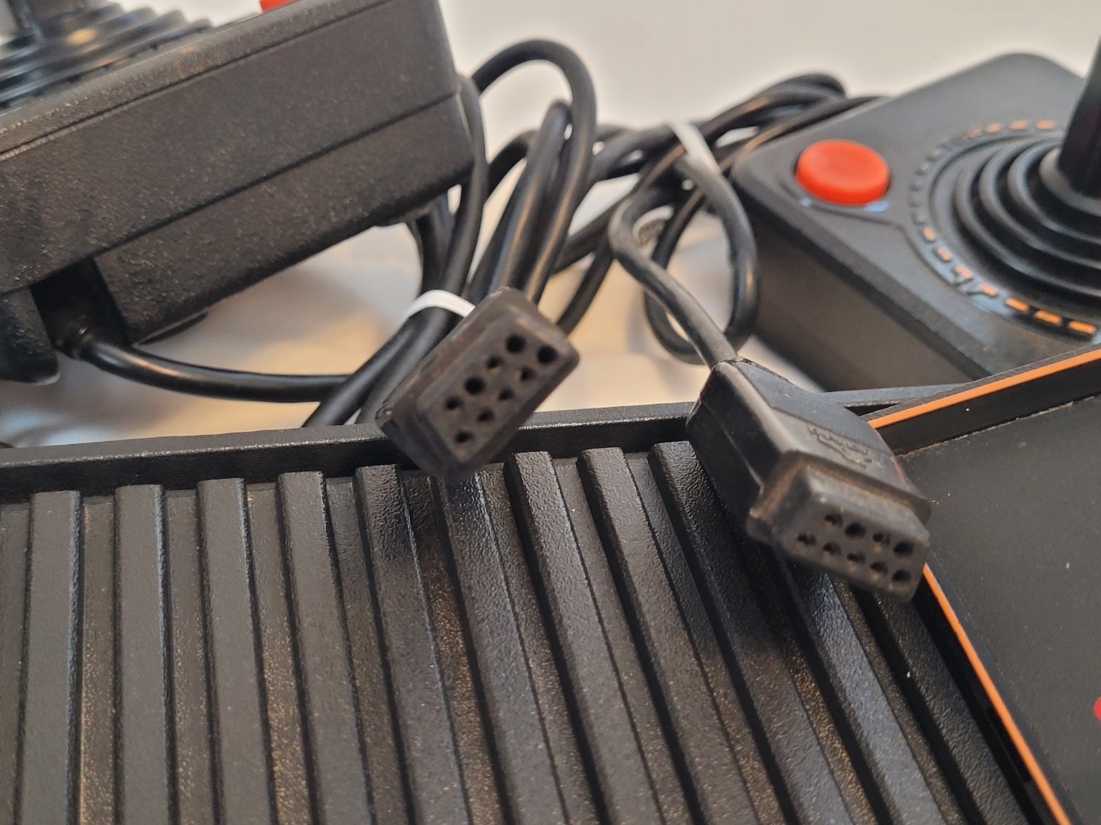Atari Cx-2600 Console Joysticks Pong & Driving Controllers UNTESTED LOT 11 Games