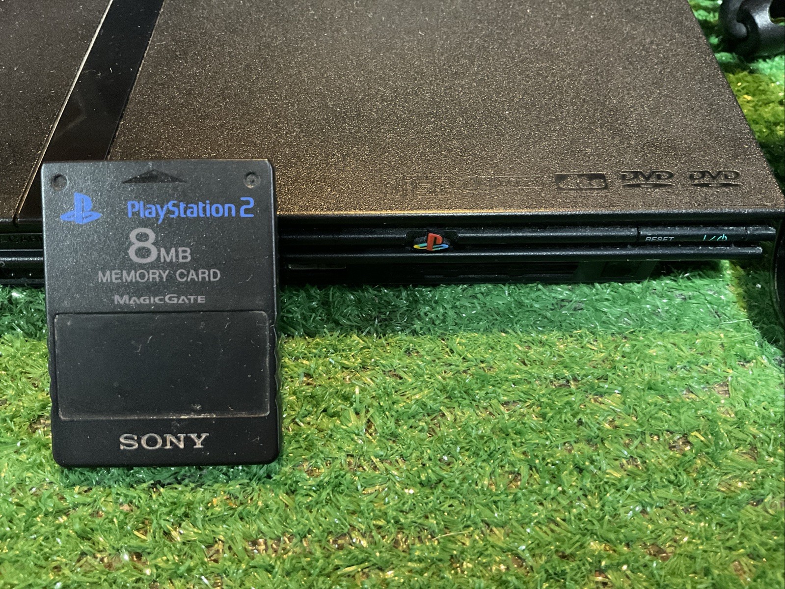 Sony PlayStation 2 Slim Console SCPH-77001 W/ Controller, Cables, 8MB Card, Game