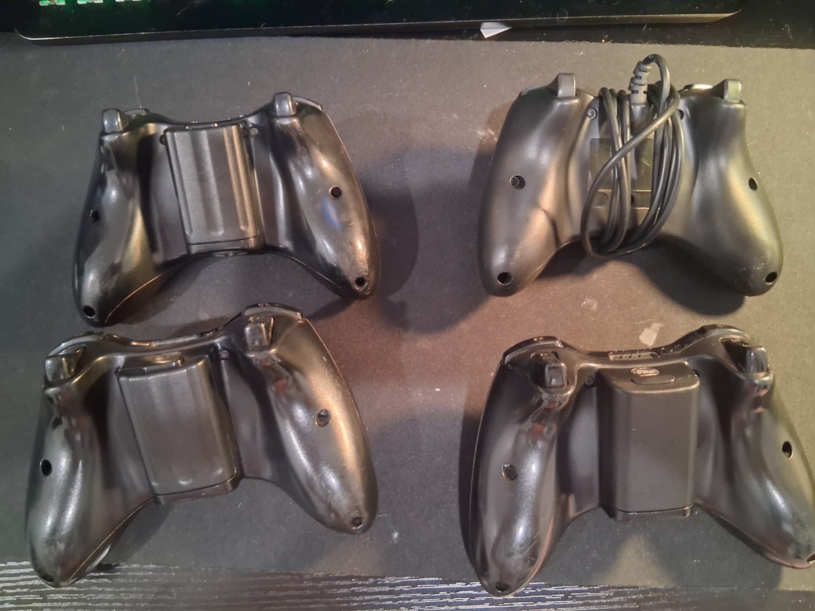 Microsoft Xbox 360 Black Matte Console UNTESTED For Parts Includes 4x…