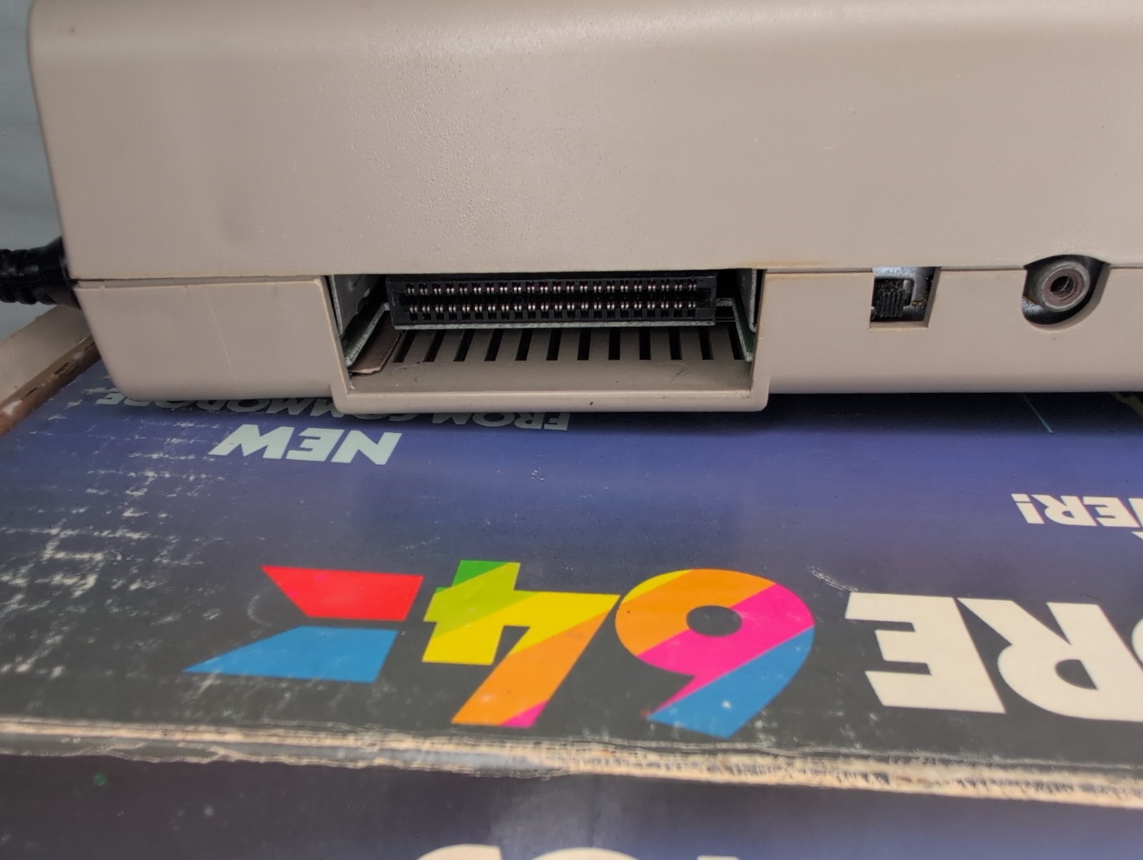Commodore 64 Vintage Computer Untested With Box Matching Number Manual & Cords