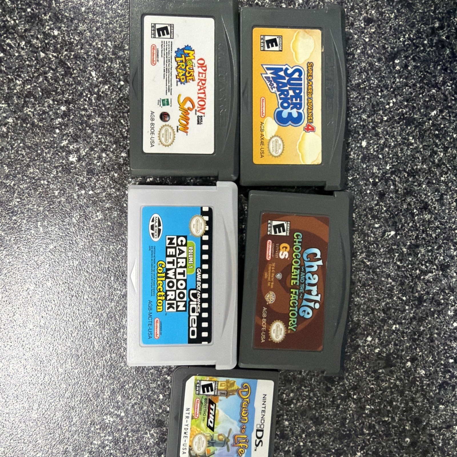 Nintendo DS DSI Blue Handheld Console with charger, 11 Games, working cond.