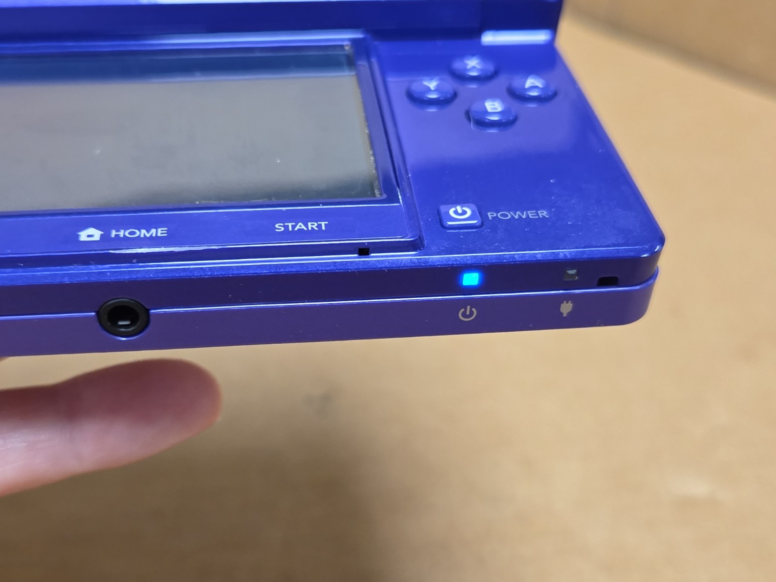 Nintendo 3DS Midnight Purple Tested *Some Damage* W/ Charger * SEE PICS