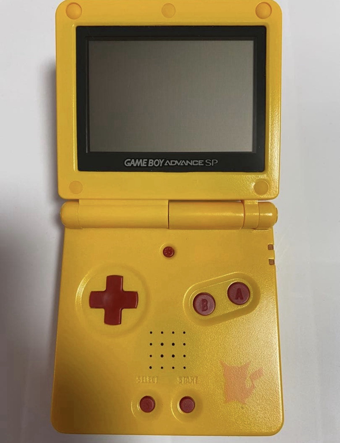 Gameboy Advance SP Pokemon Pikachu Yellow Version Nintendo system used