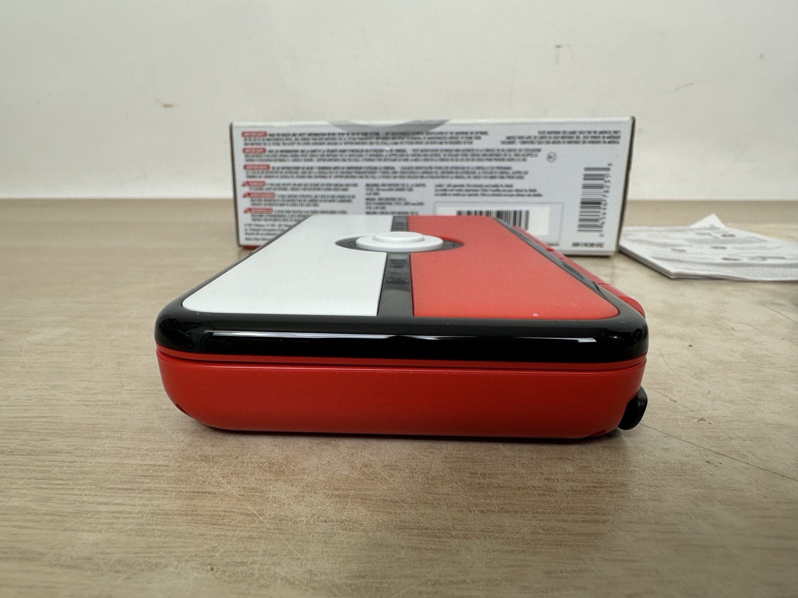 Nintendo 2DS XL PokeBall Edition – Complete In Box CIB – USA Model – Pokemon