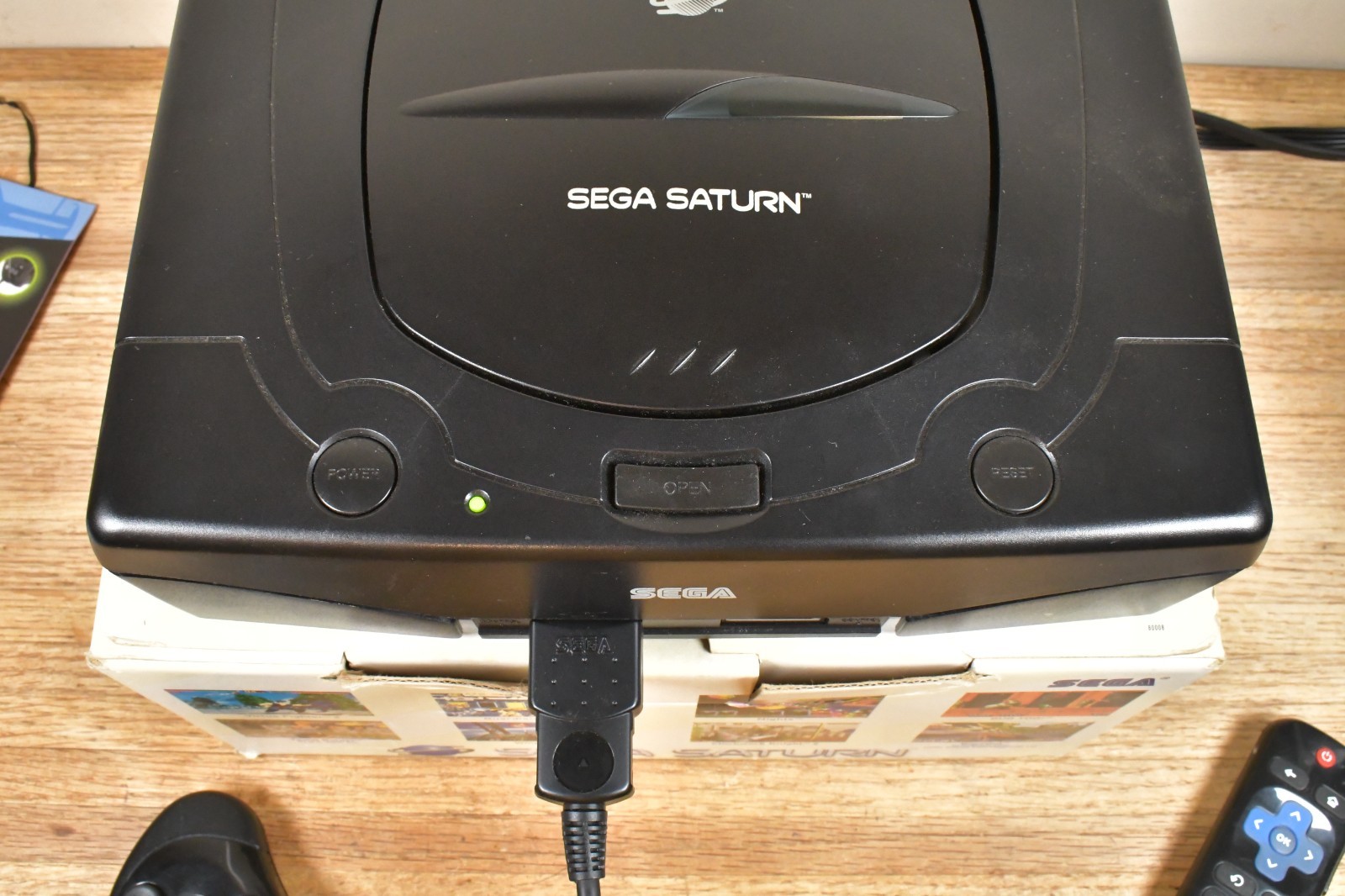 Sega Saturn System Console in Retail Box + 2 Controllers AV & Power Cables