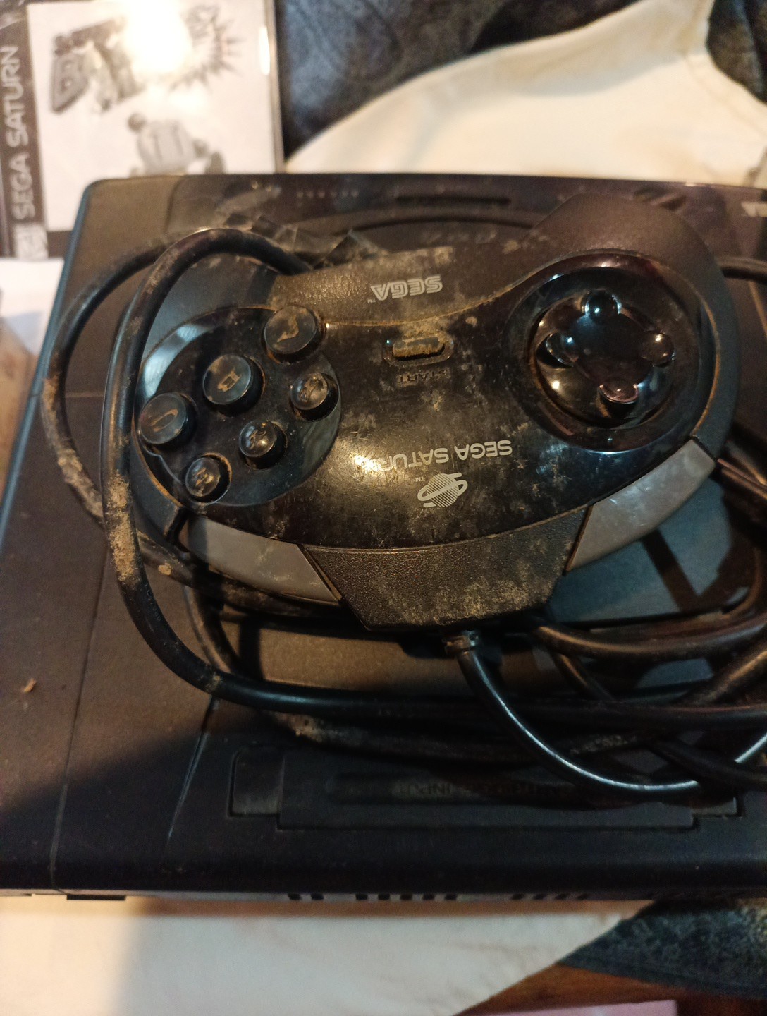 Sega Saturn Black Console and Controller Untested PLEASE READ DESCRIPTION**