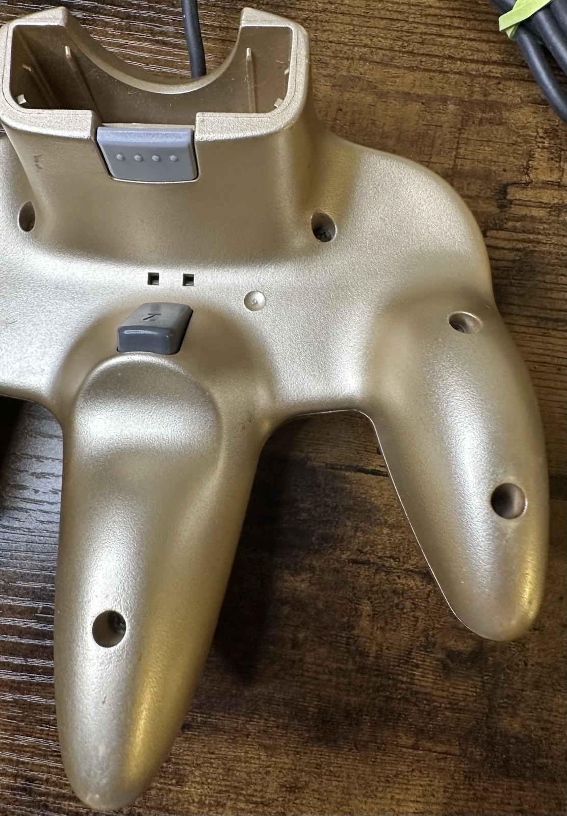 Nintendo 64 Gold Toys R Us Console W/Controller & Games (Tested/Wires Included)
