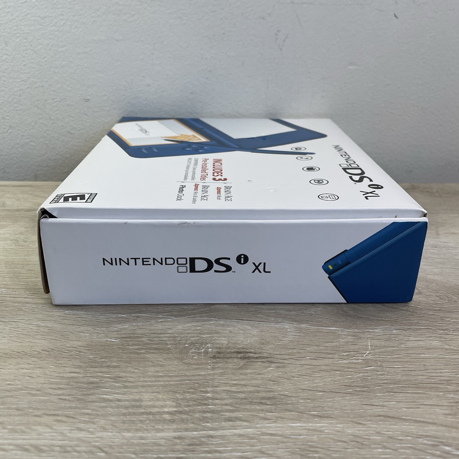 Nintendo DSi XL – Complete In Box – Midnight Blue Handheld Console – Great Cond