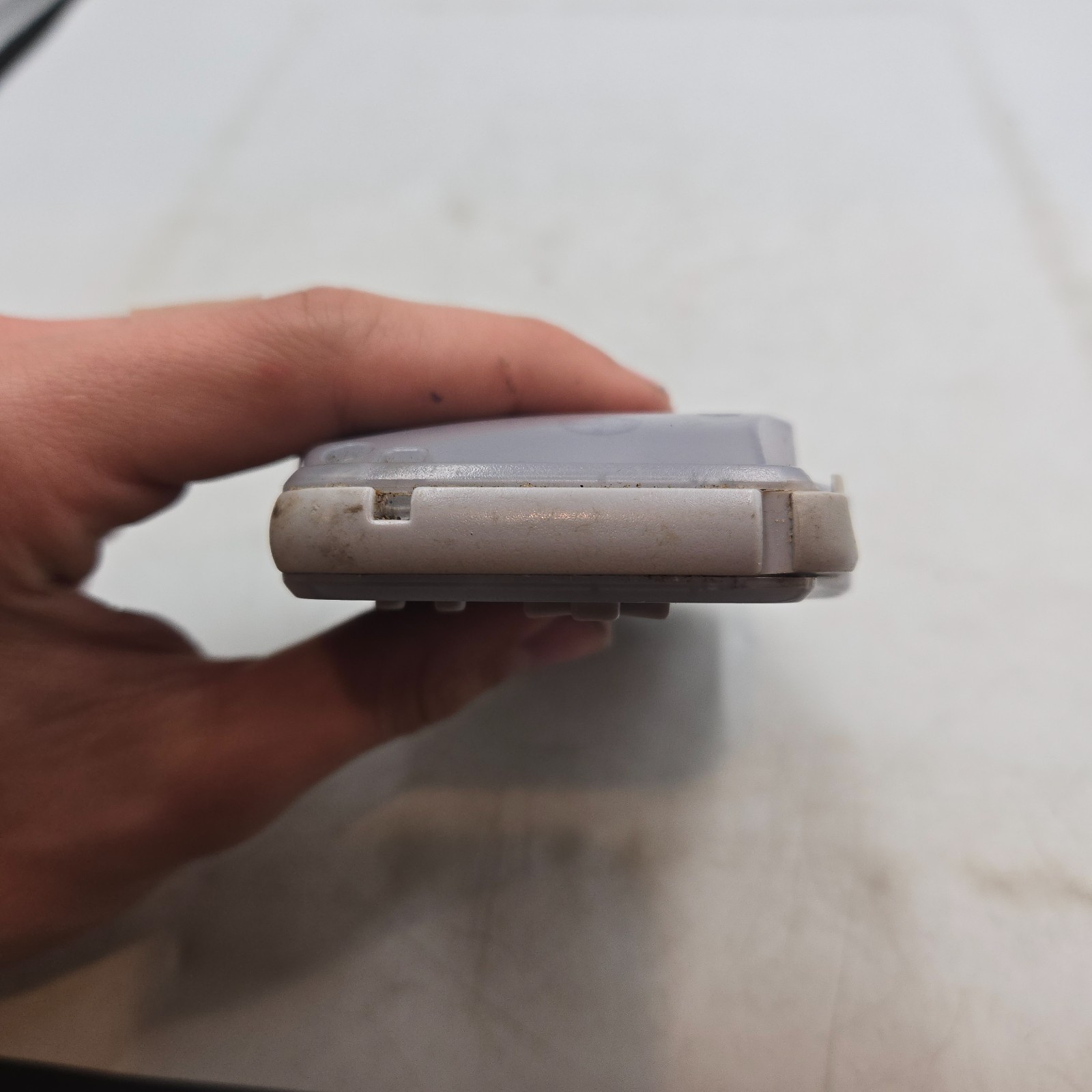 Nintendo Game Boy Advance GBA Glacier Handheld Console Tested & Working – read