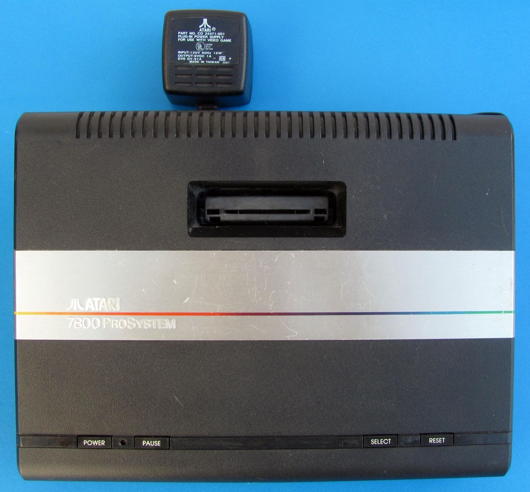 Atari 7800 Video Game Console – With Controller Game TESTED