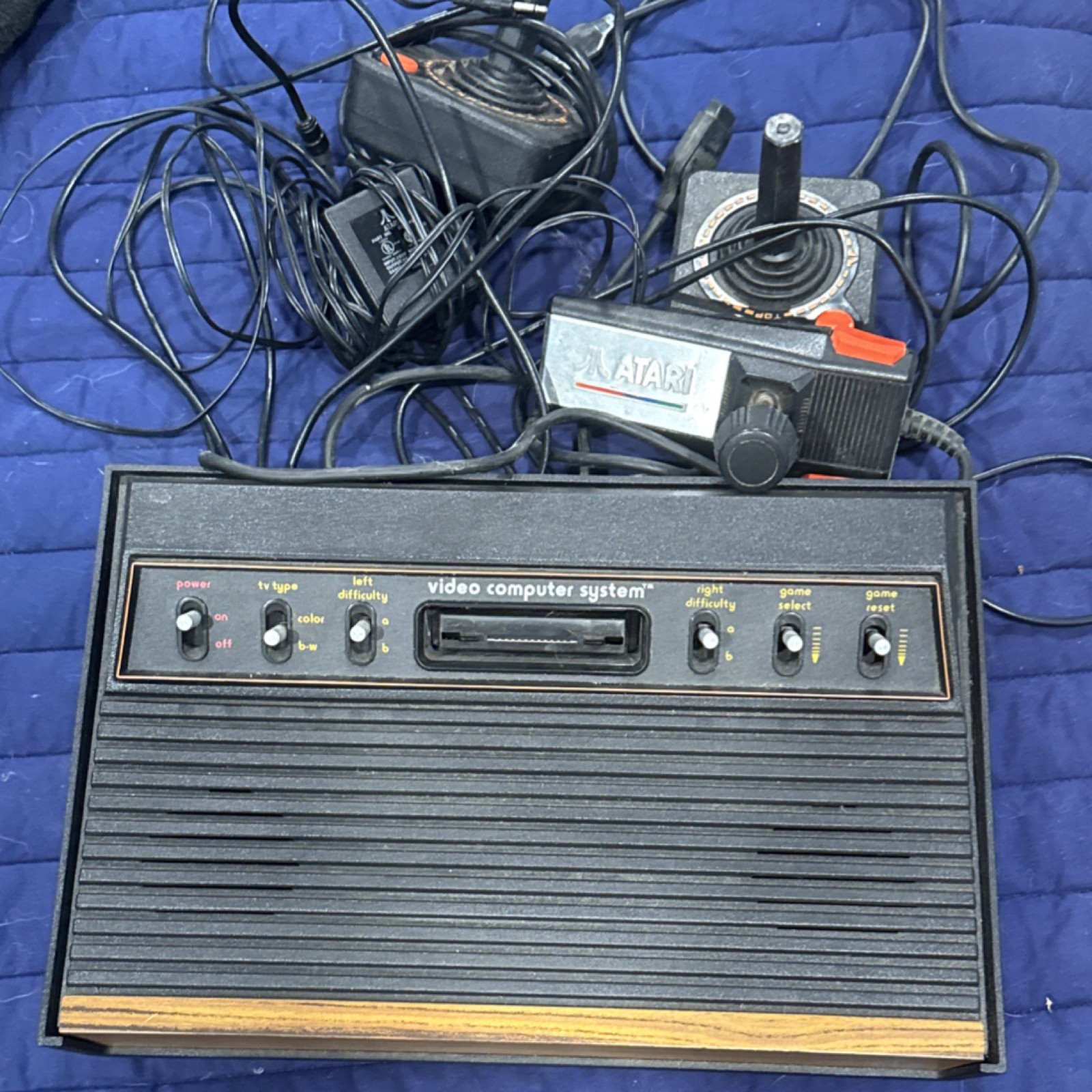 Atari 2600 Home Console Black Brown Woodgrain Panel RF CX-2600