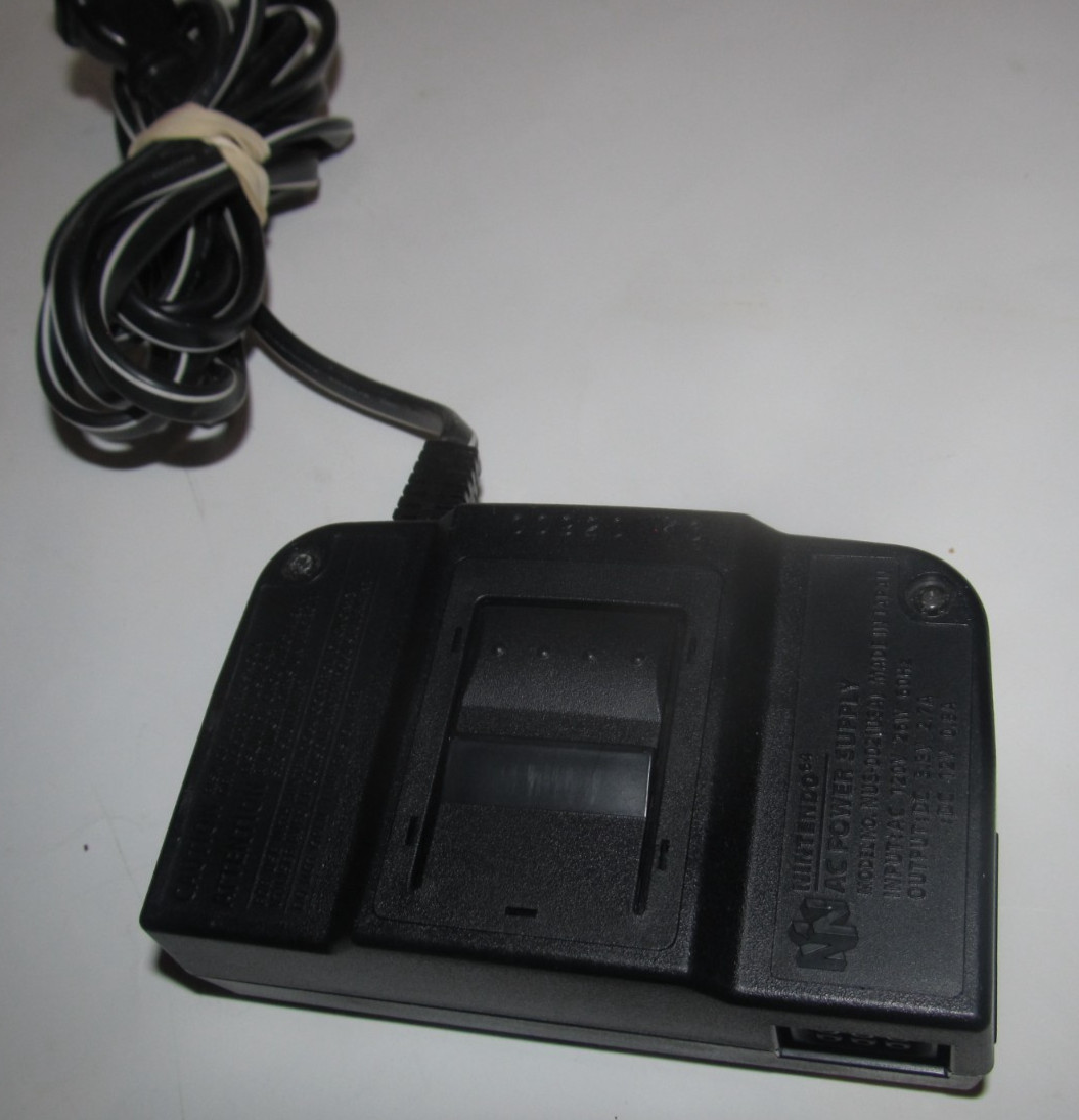 Nintendo 64 N64 NUS-001 (USA) Console System w/ cables – Untested (WSS1)