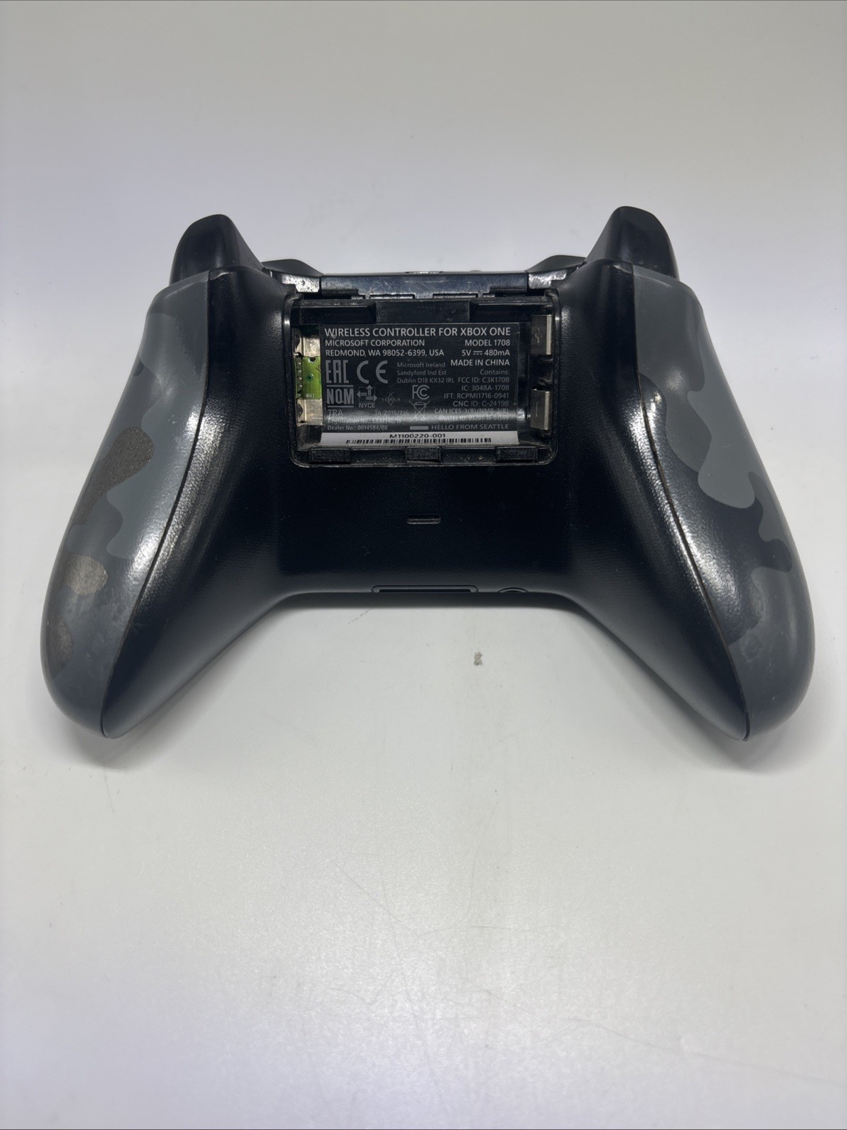 Xbox 360 500GB With 1 Controller With 256mb Memory Card See Pics
